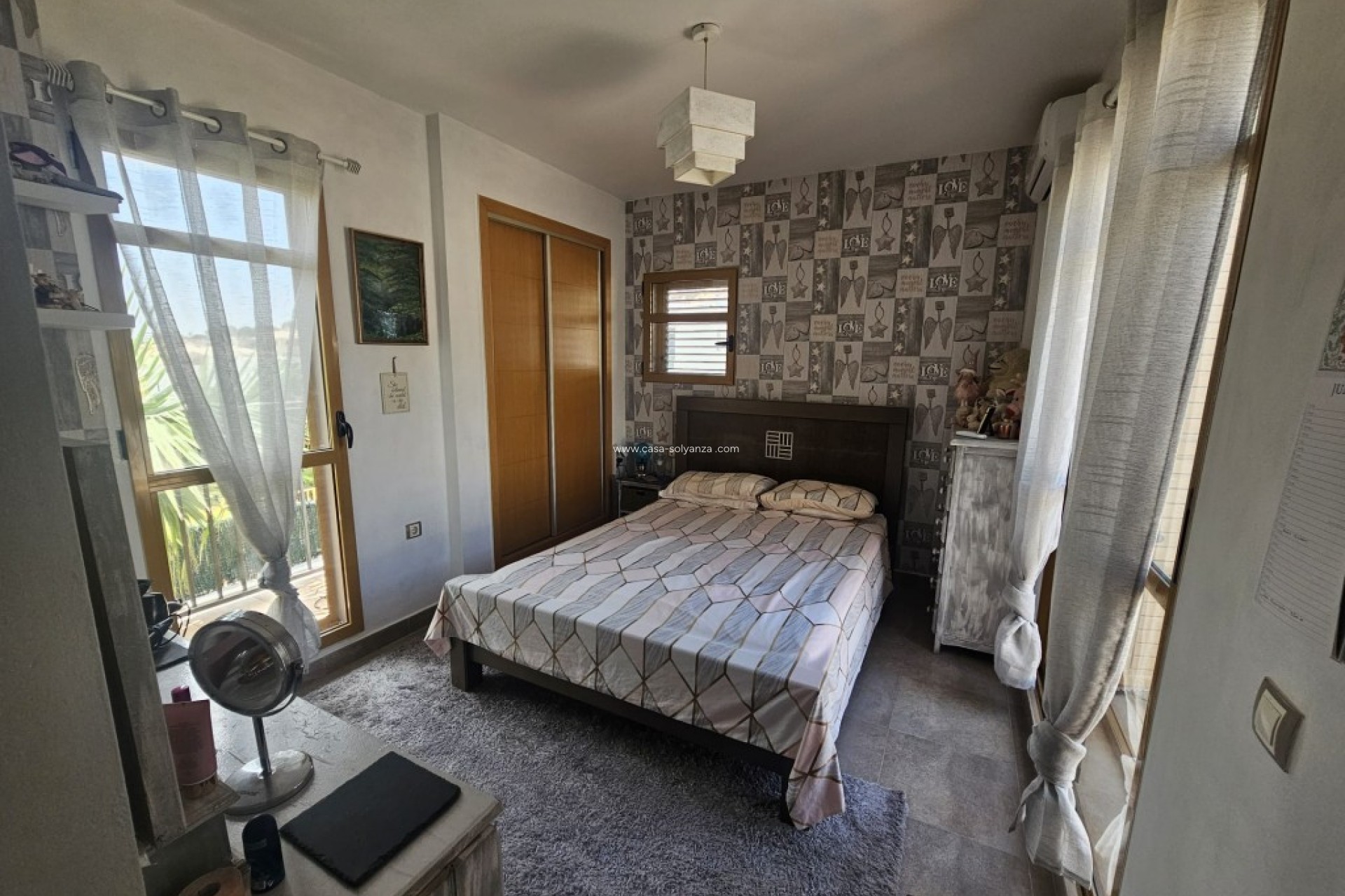 Resale - Villa - Sierra Cortina - Inland