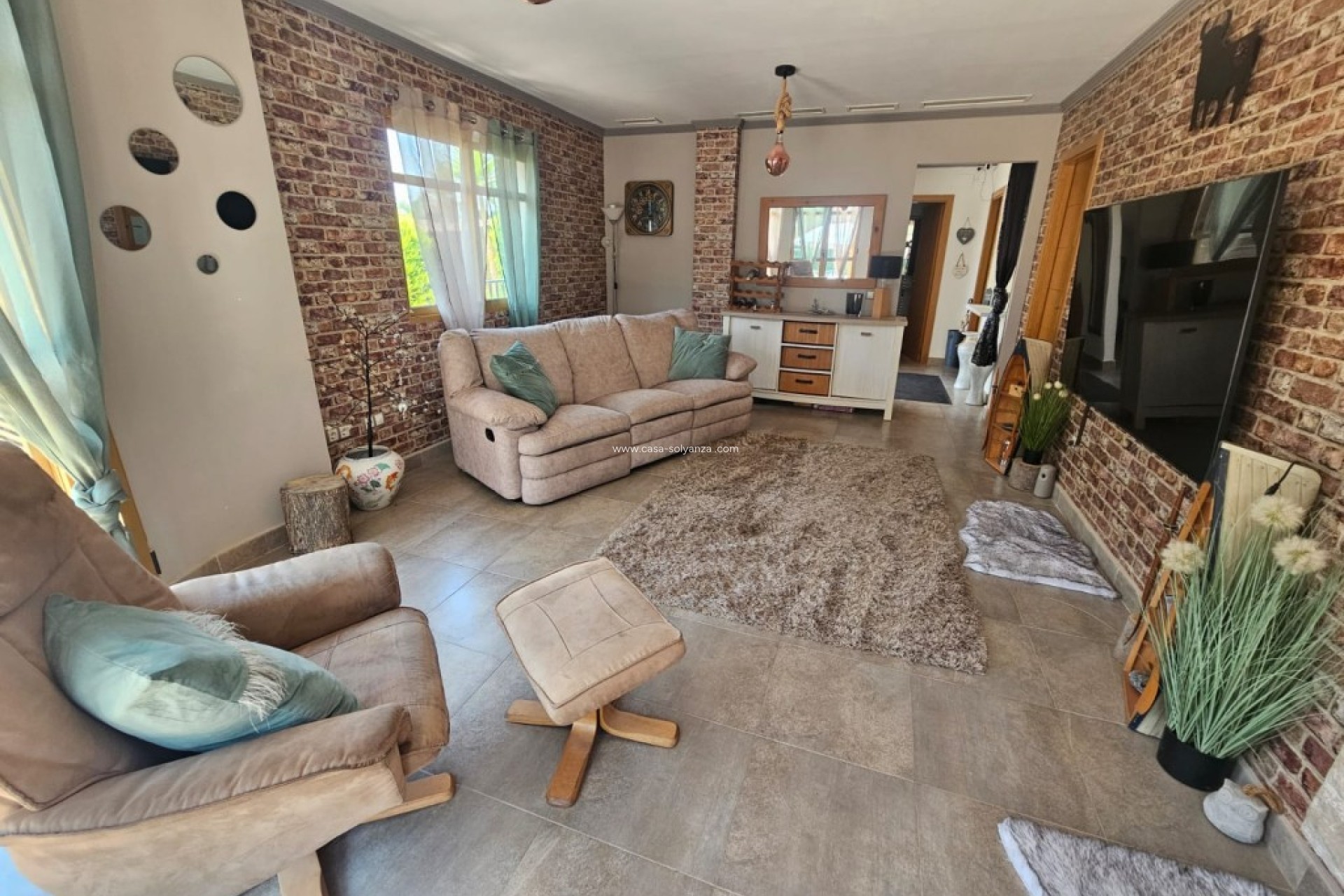 Resale - Villa - Sierra Cortina - Inland