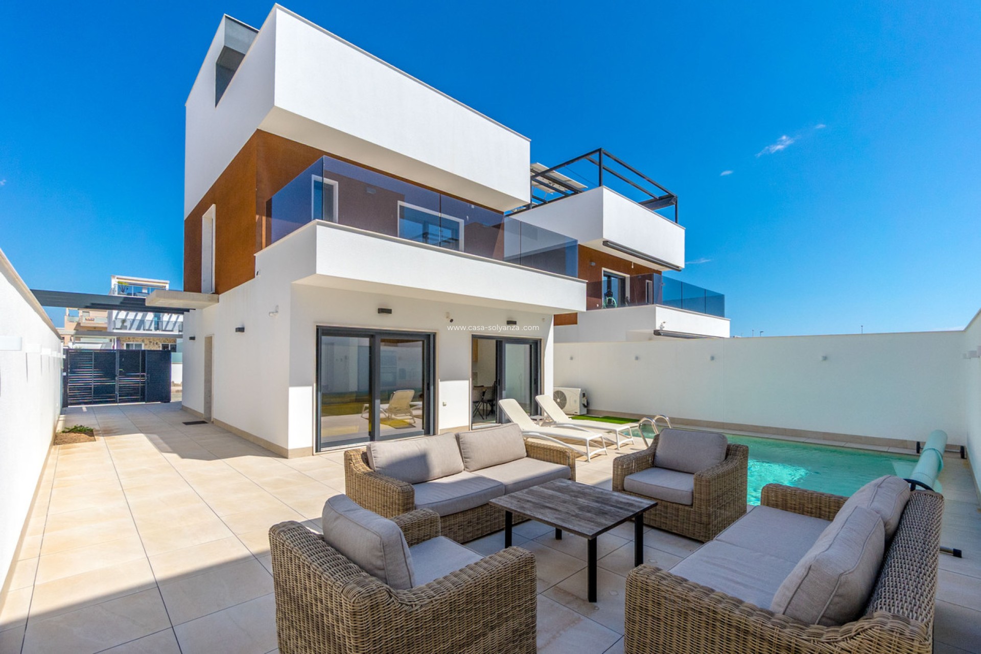 Resale - Villa - Torre de la Horadada - Costa Blanca