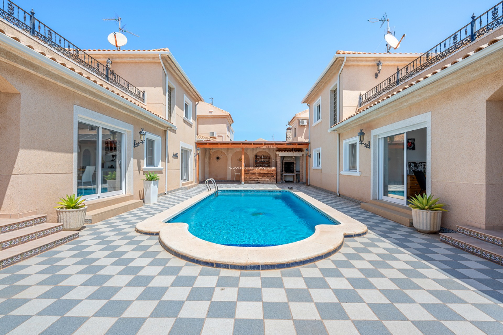 Resale - Villa - Torre de la Horadada - Costa Blanca