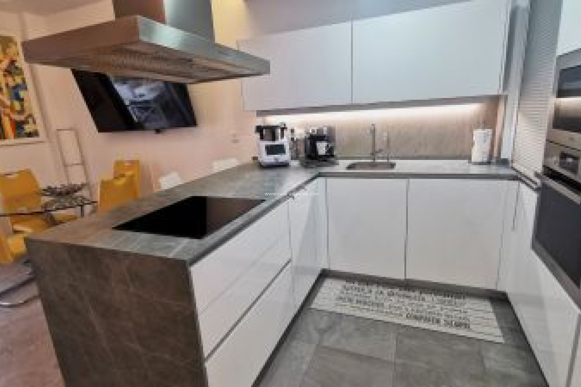 Resale - Villa - Torrevieja - 0