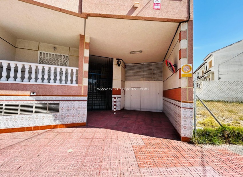 Resale - Villa - Torrevieja - 0
