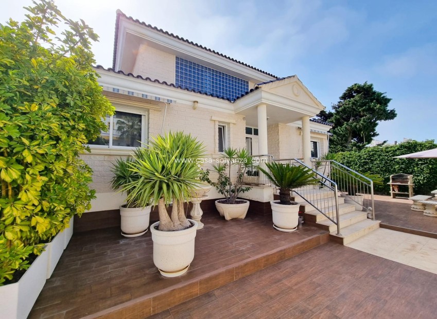 Resale - Villa - Torrevieja - 0