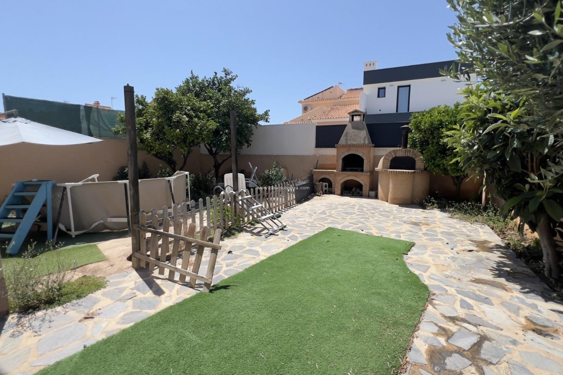 Resale - Villa - Torrevieja - Aguas nuevas