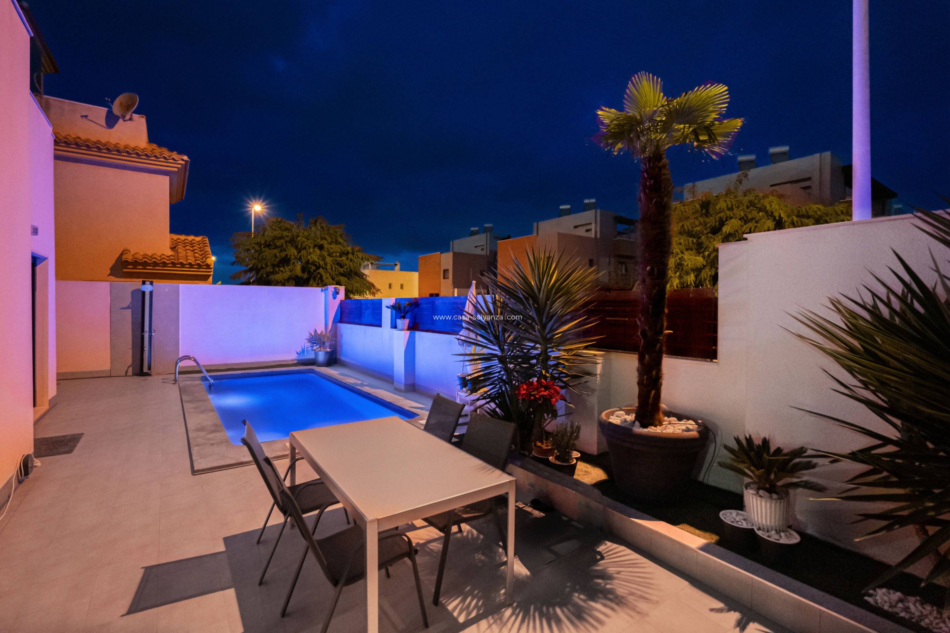 Resale - Villa - Torrevieja - Aguas nuevas