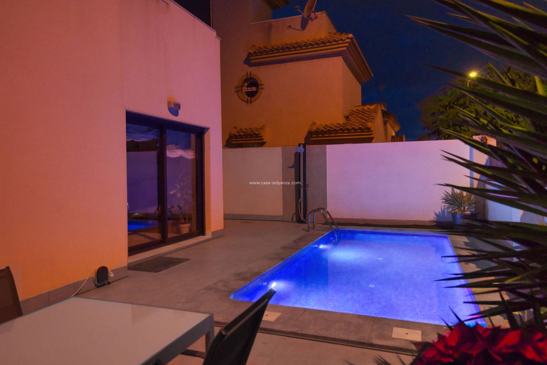 Resale - Villa - Torrevieja - Aguas nuevas