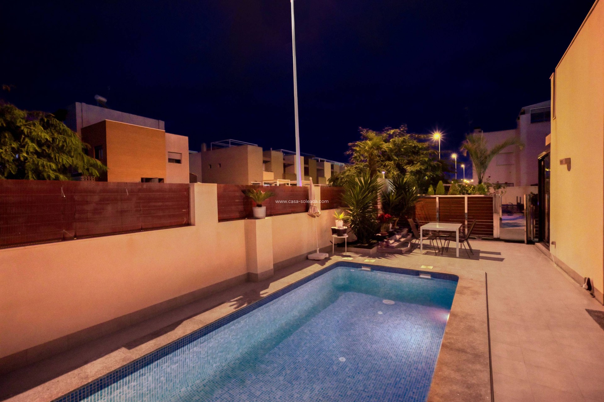 Resale - Villa - Torrevieja - Aguas nuevas