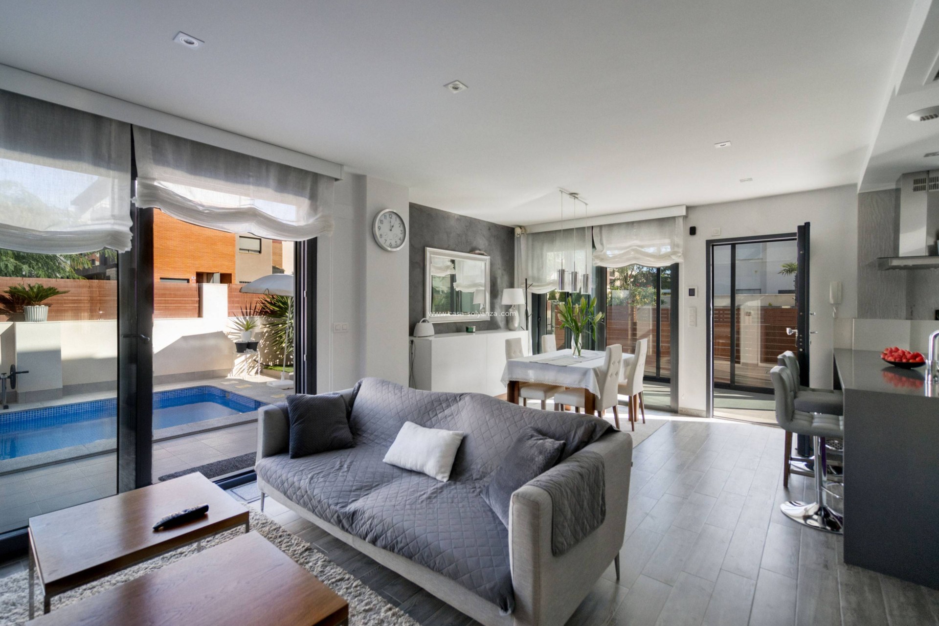 Resale - Villa - Torrevieja - Aguas nuevas