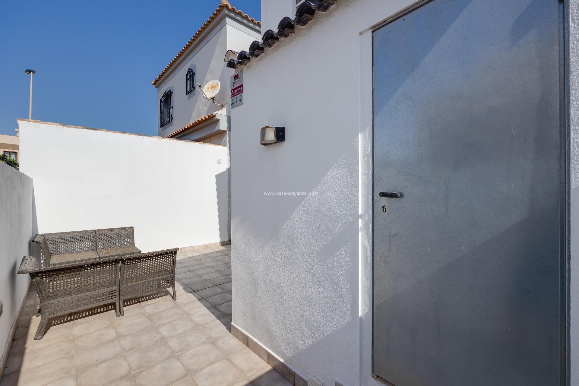 Resale - Villa - Torrevieja - Aguas nuevas