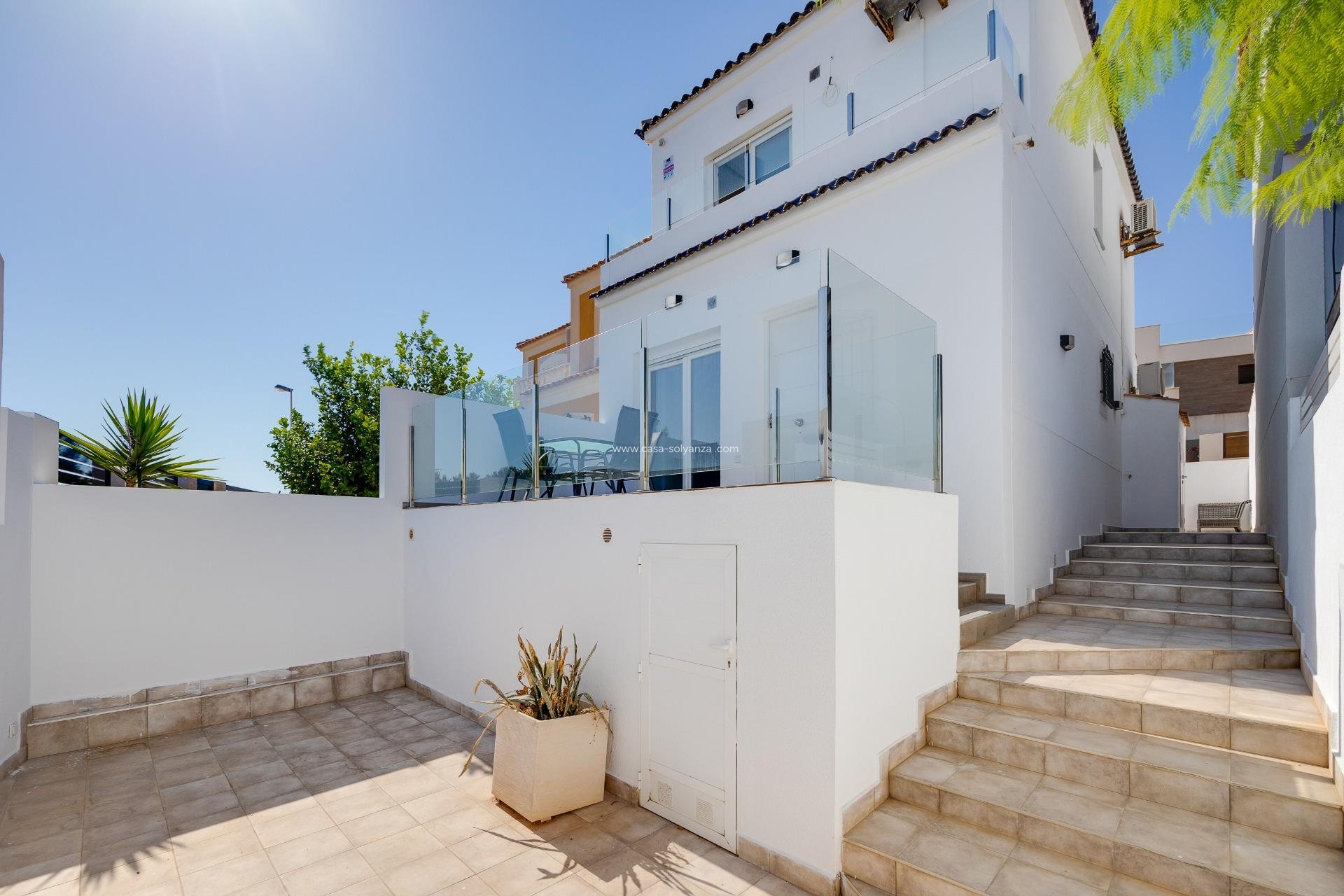 Resale - Villa - Torrevieja - Aguas nuevas