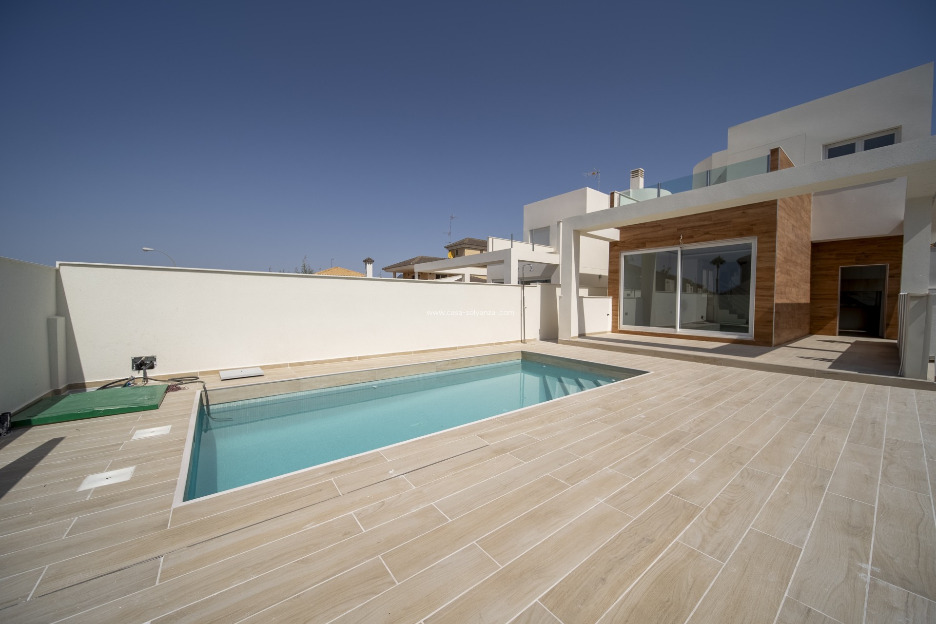 Resale - Villa - Torrevieja - Aguas nuevas