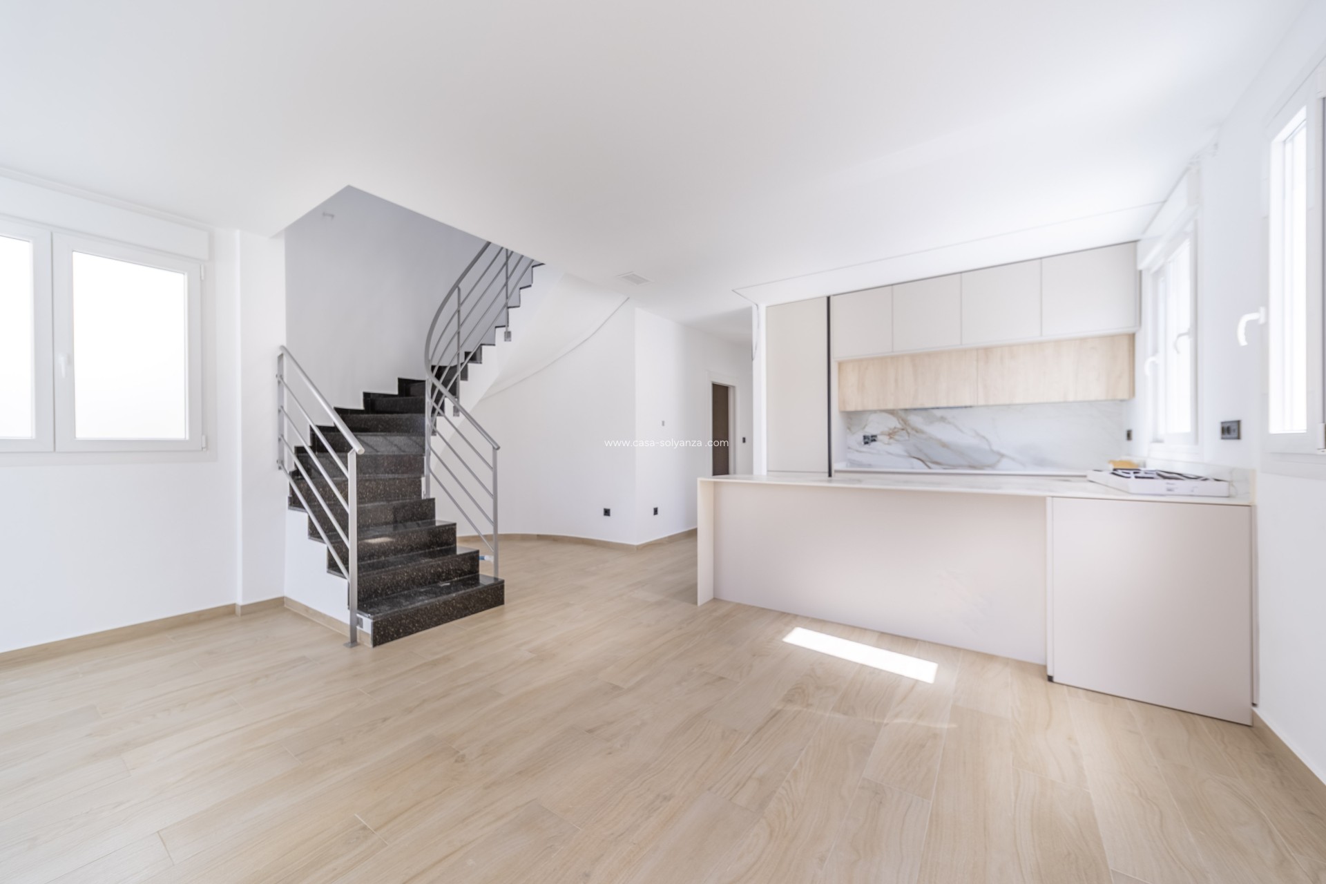 Resale - Villa - Torrevieja - Aguas nuevas