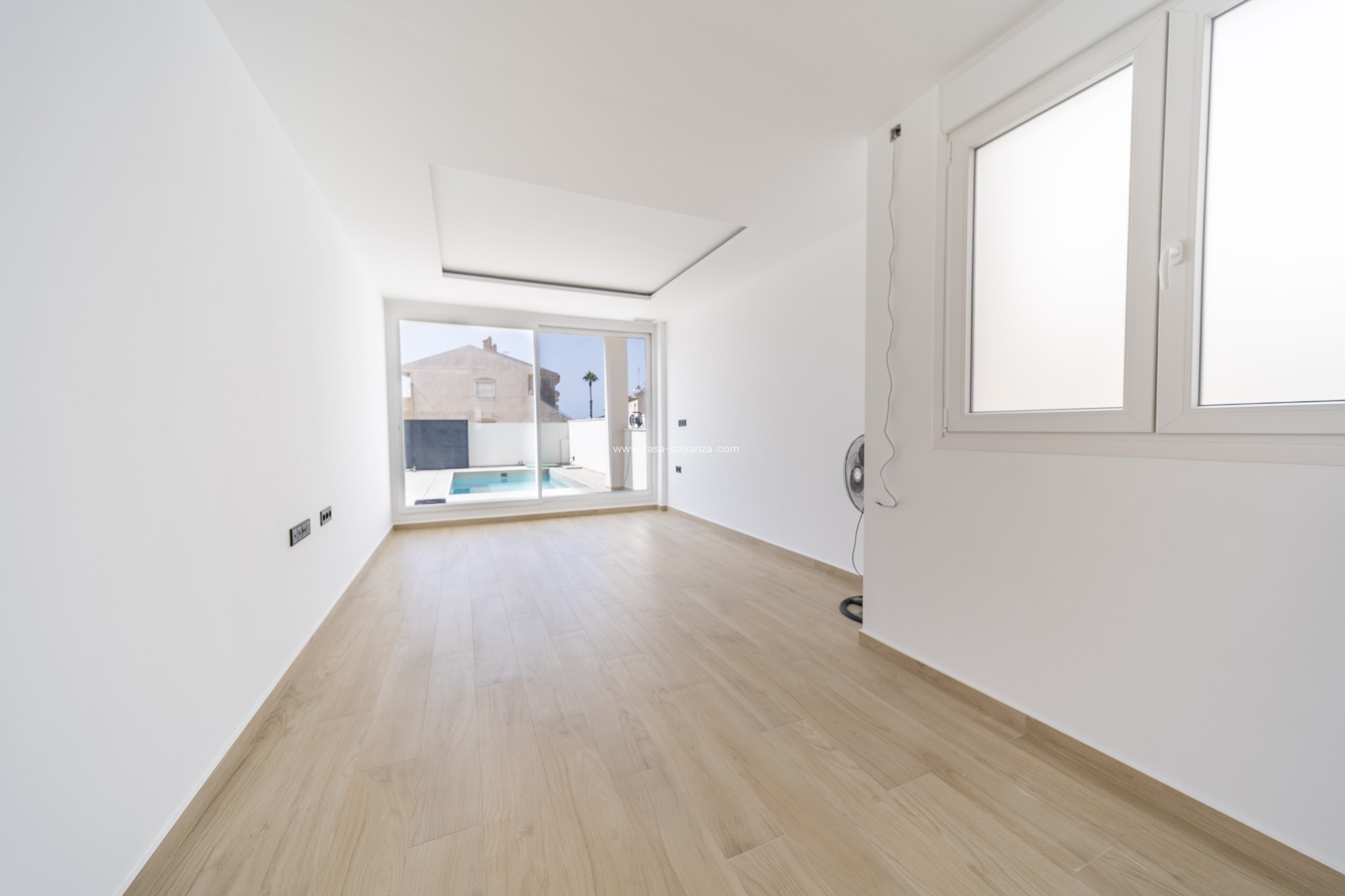 Resale - Villa - Torrevieja - Aguas nuevas