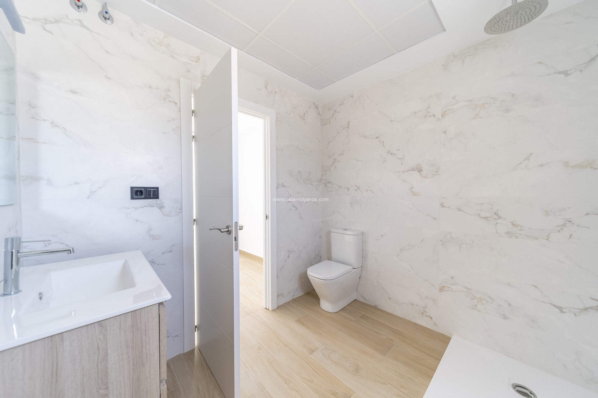 Resale - Villa - Torrevieja - Aguas nuevas