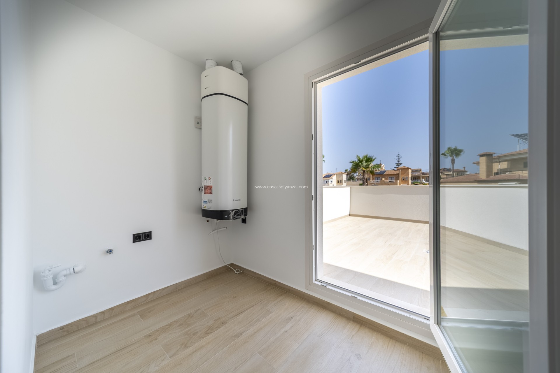 Resale - Villa - Torrevieja - Aguas nuevas