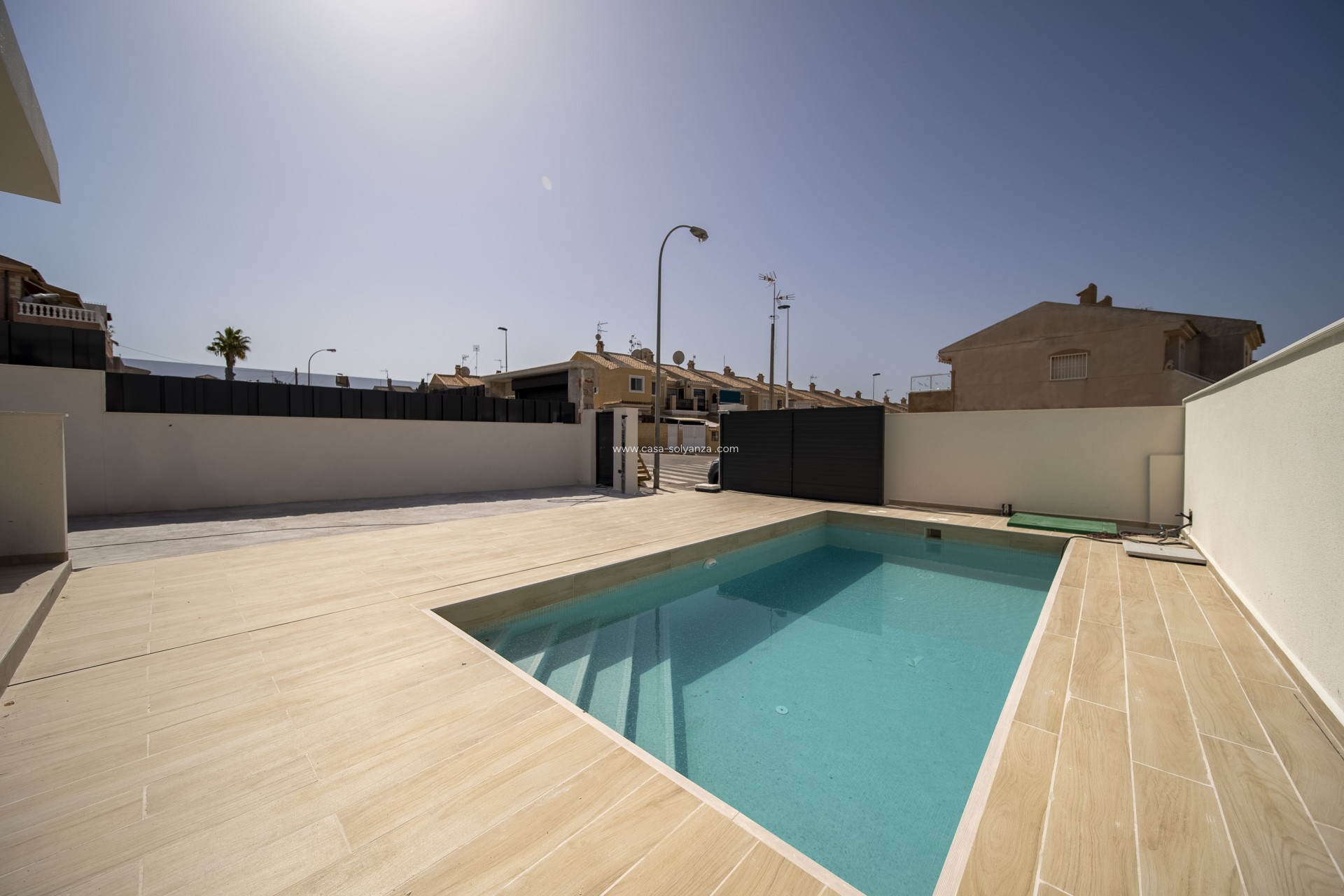Resale - Villa - Torrevieja - Aguas nuevas
