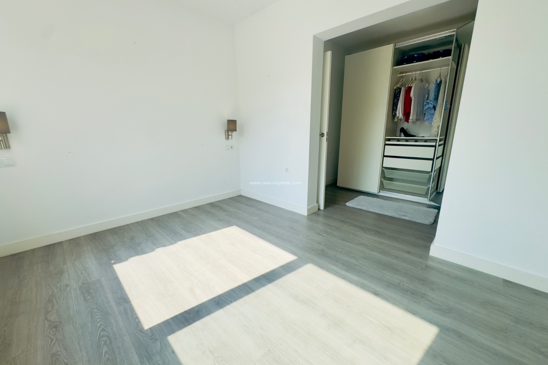 Resale - Villa - Torrevieja - Aguas nuevas