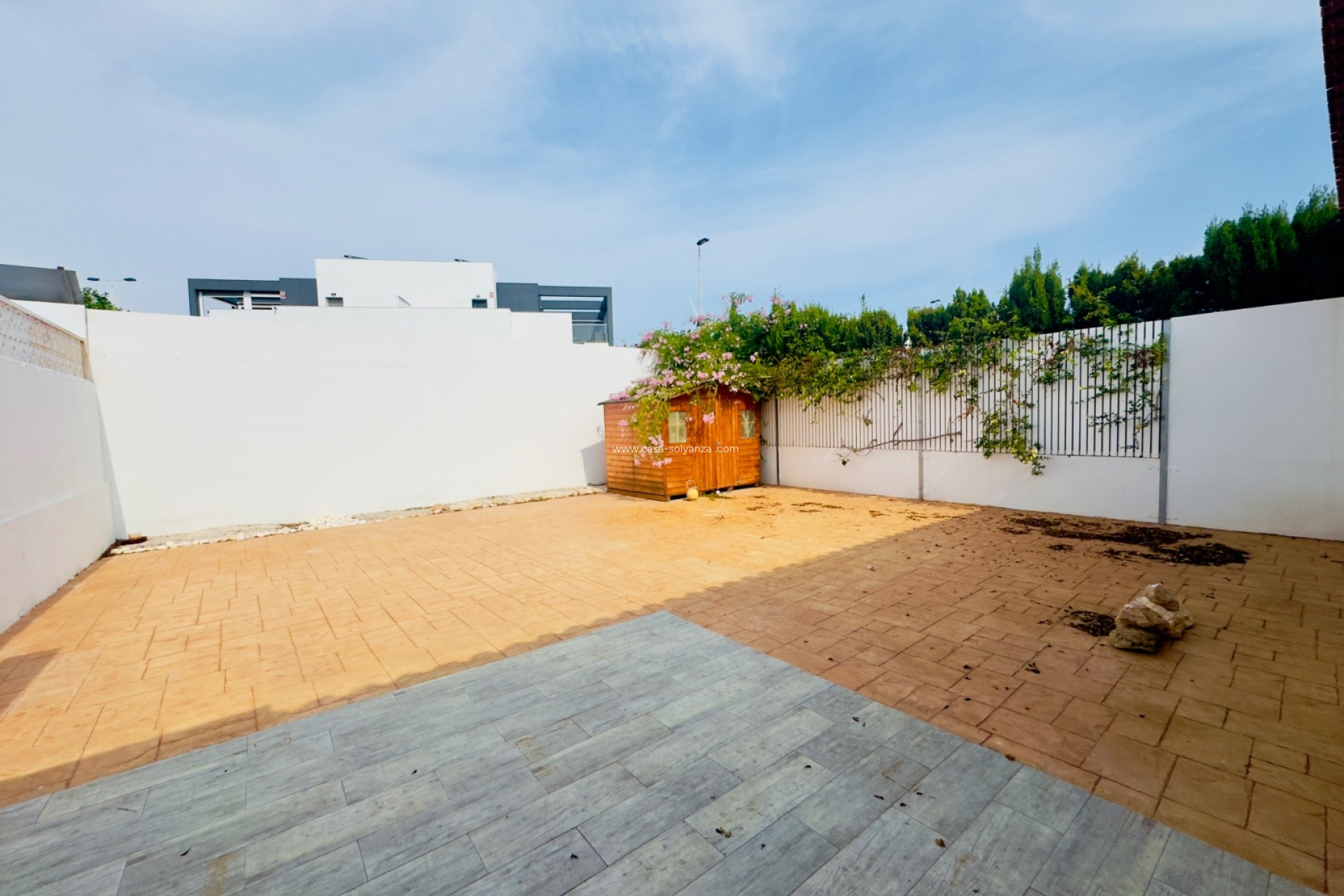 Resale - Villa - Torrevieja - Aguas nuevas