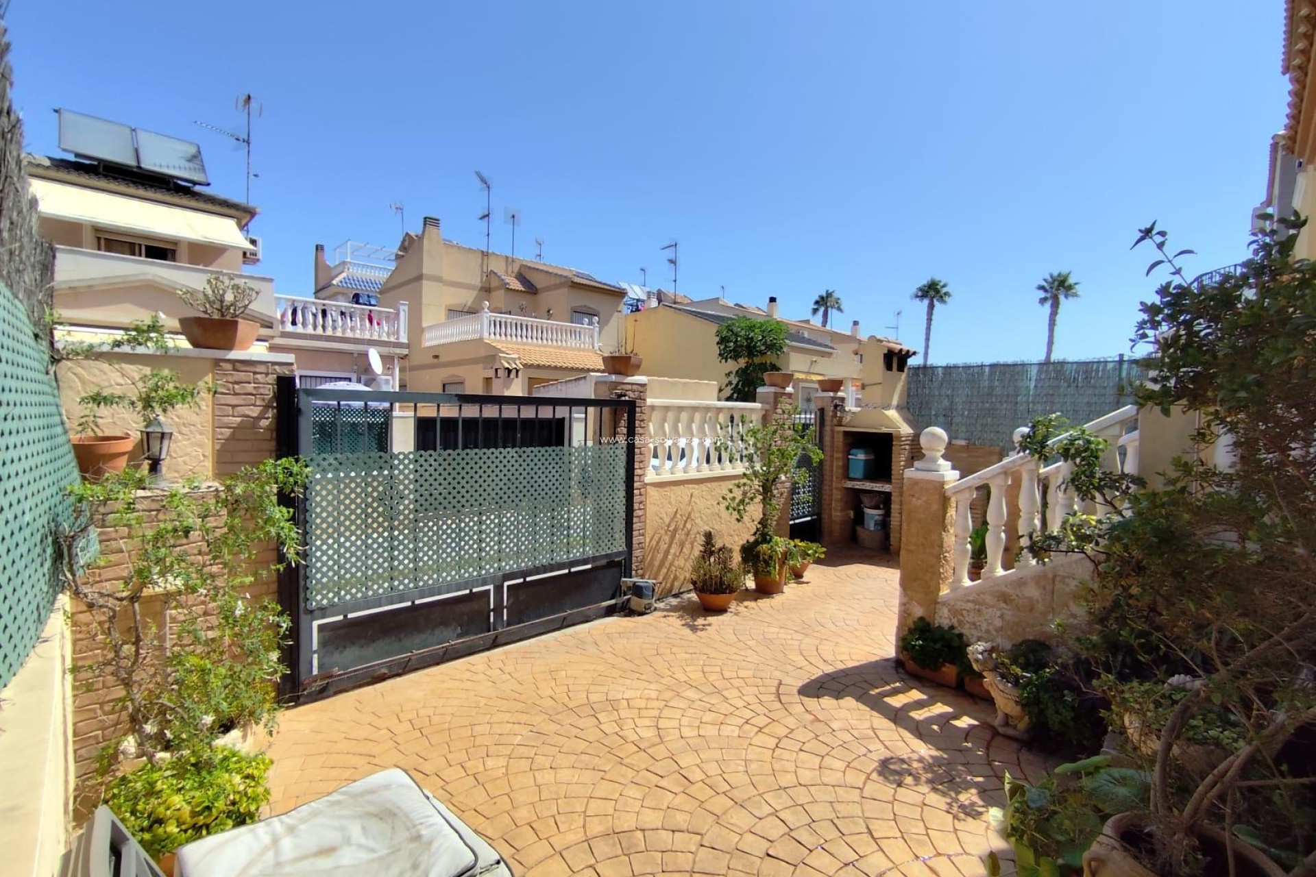 Resale - Villa - Torrevieja - Aguas nuevas