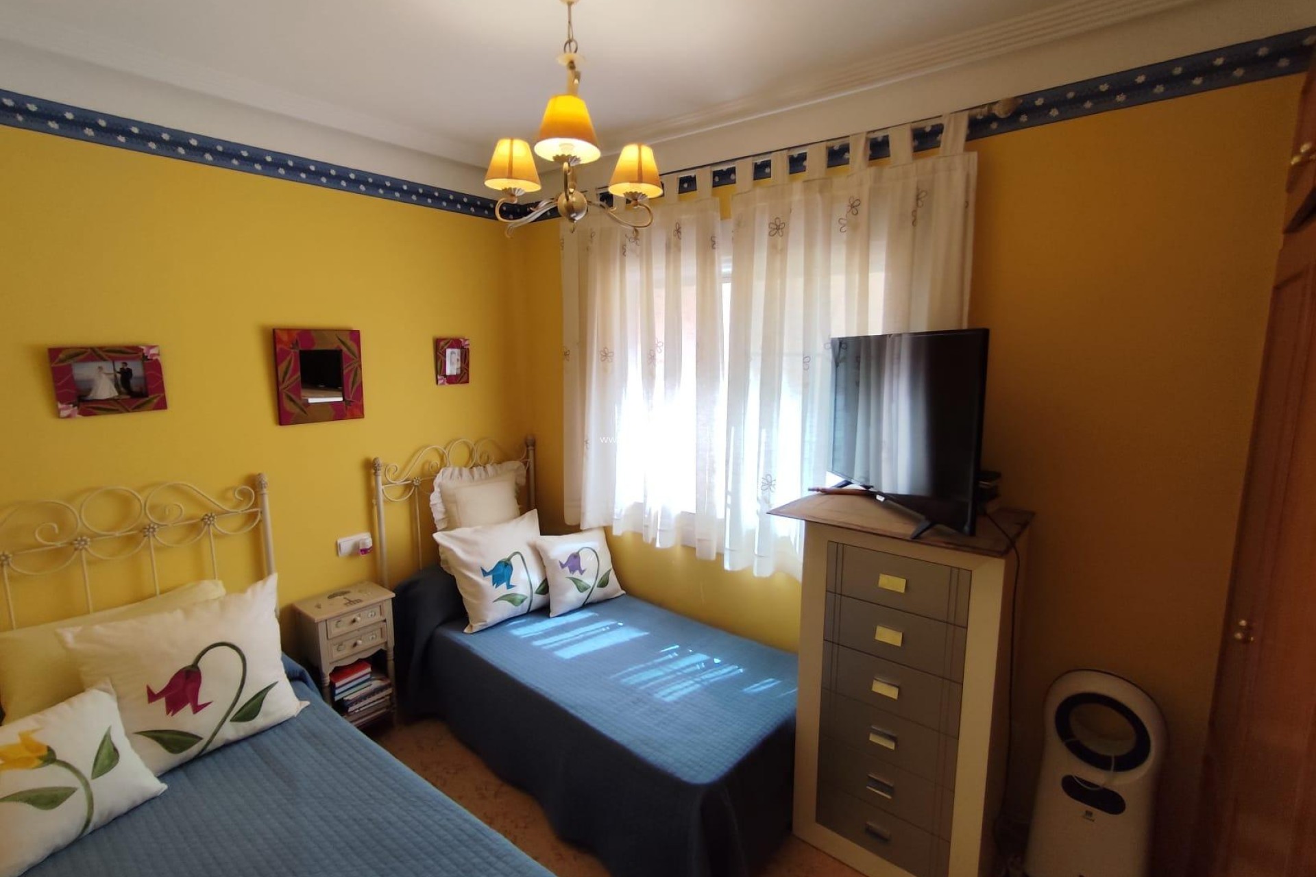 Resale - Villa - Torrevieja - Aguas nuevas