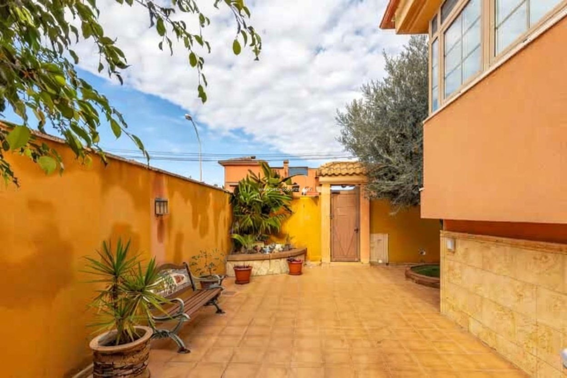 Resale - Villa - Torrevieja - Aguas nuevas