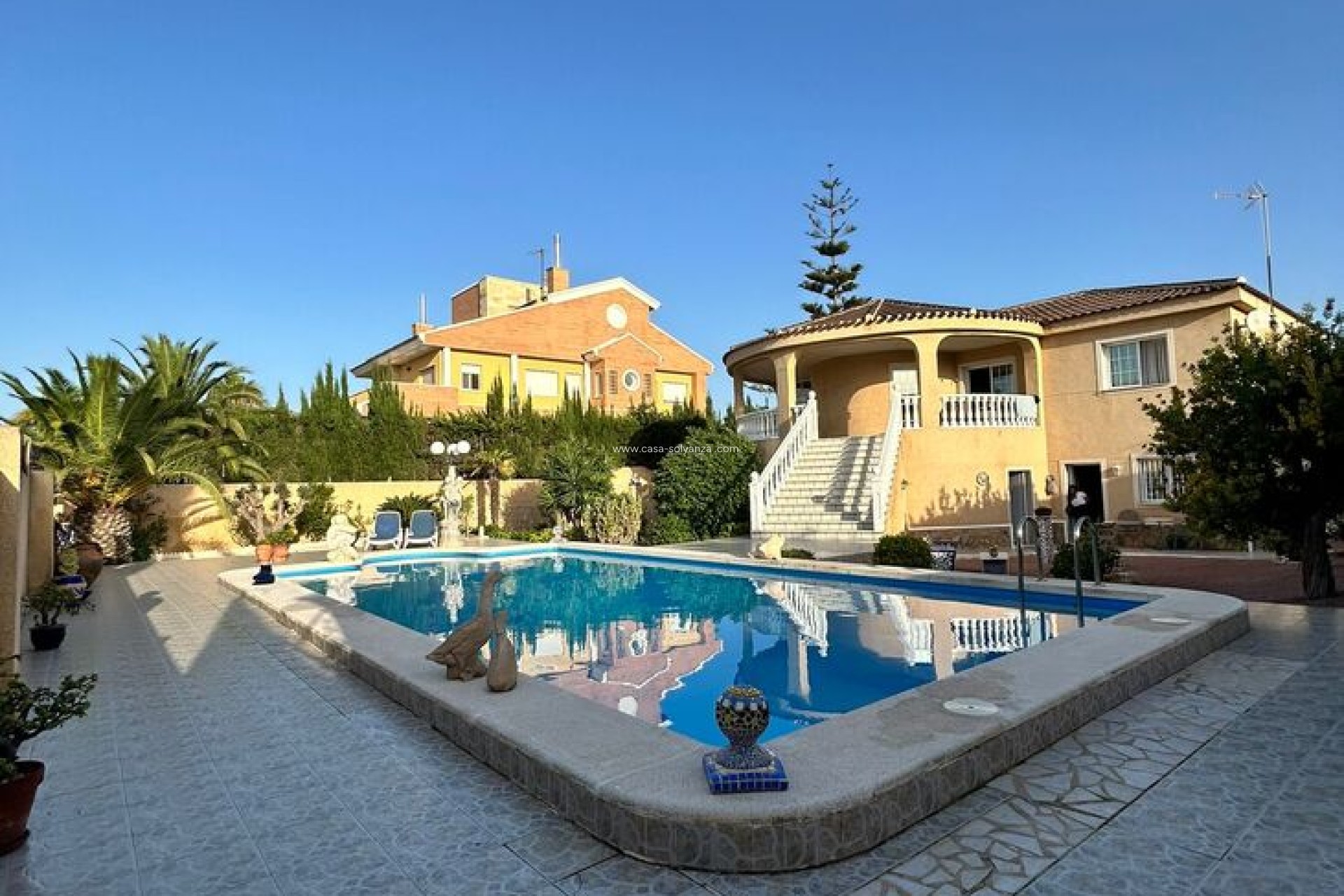 Resale - Villa - Torrevieja - Aguas nuevas