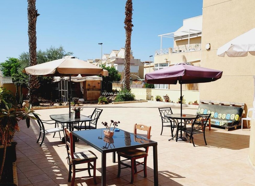 Resale - Villa - Torrevieja - BAÑOS DE EUROPA LAS TORRETAS