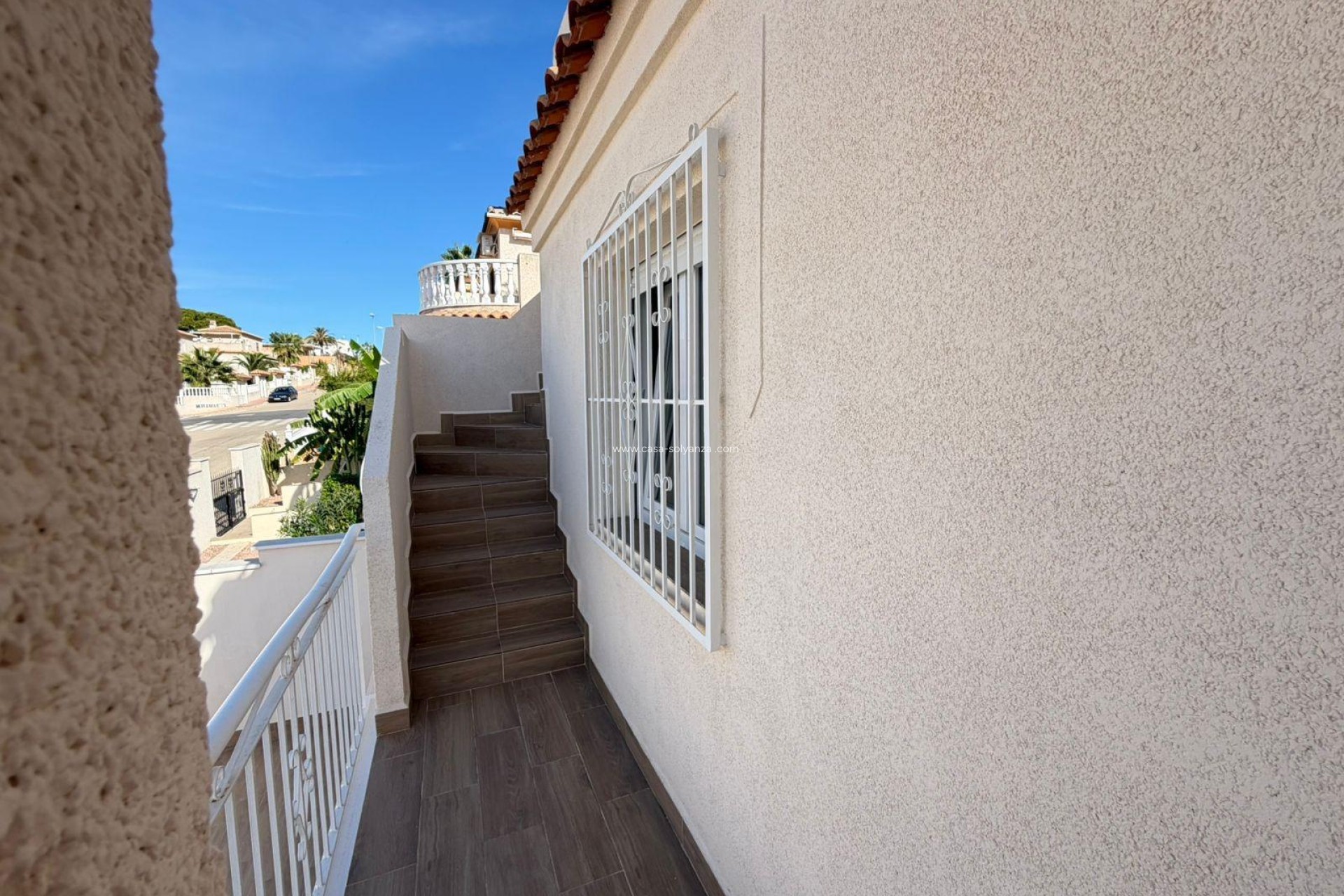 Resale - Villa - Torrevieja - Cabo cervera