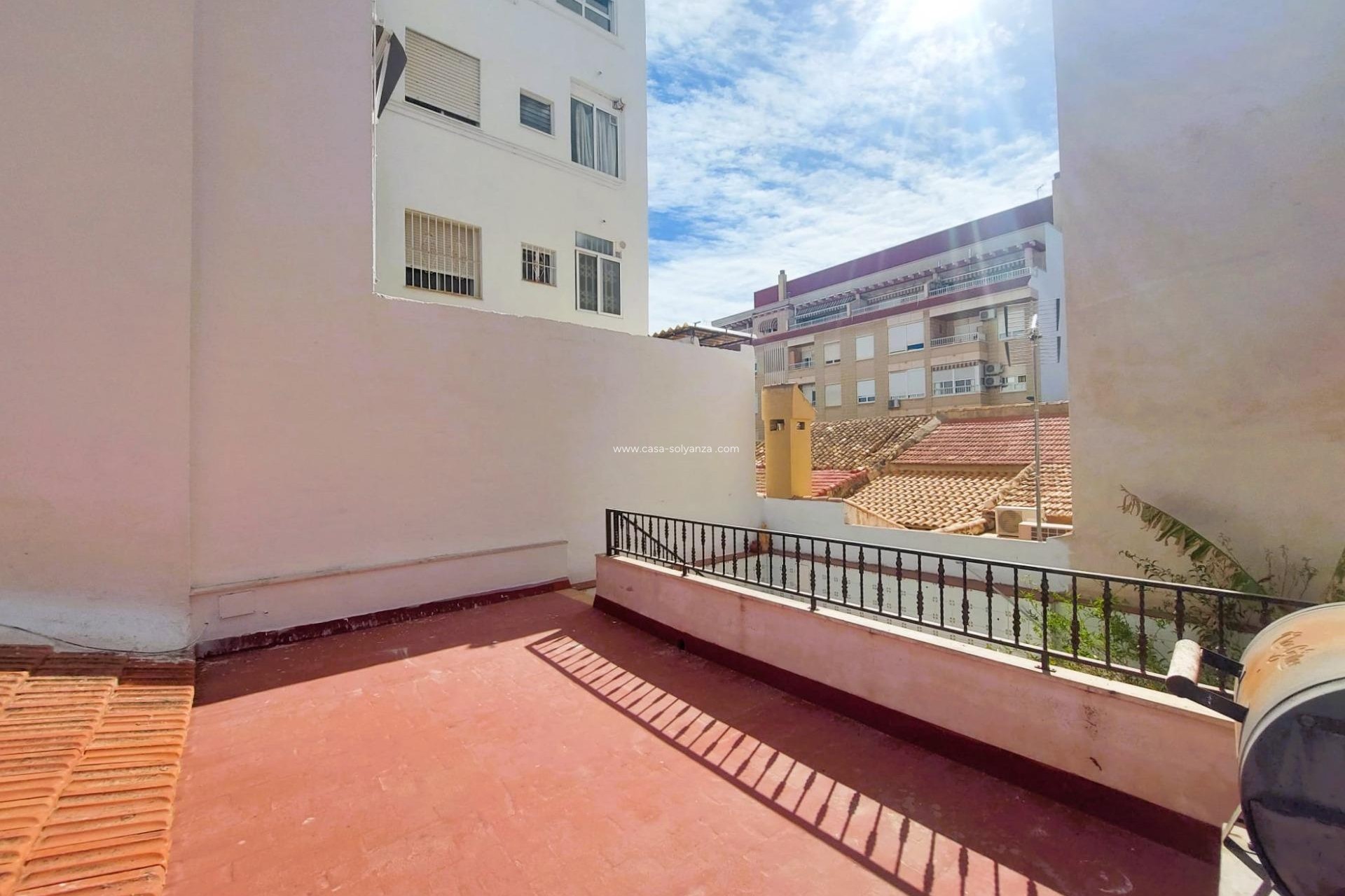 Resale - Villa - Torrevieja - Center
