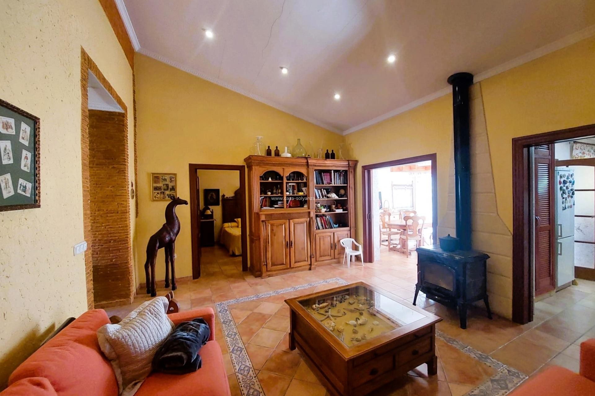 Resale - Villa - Torrevieja - Center