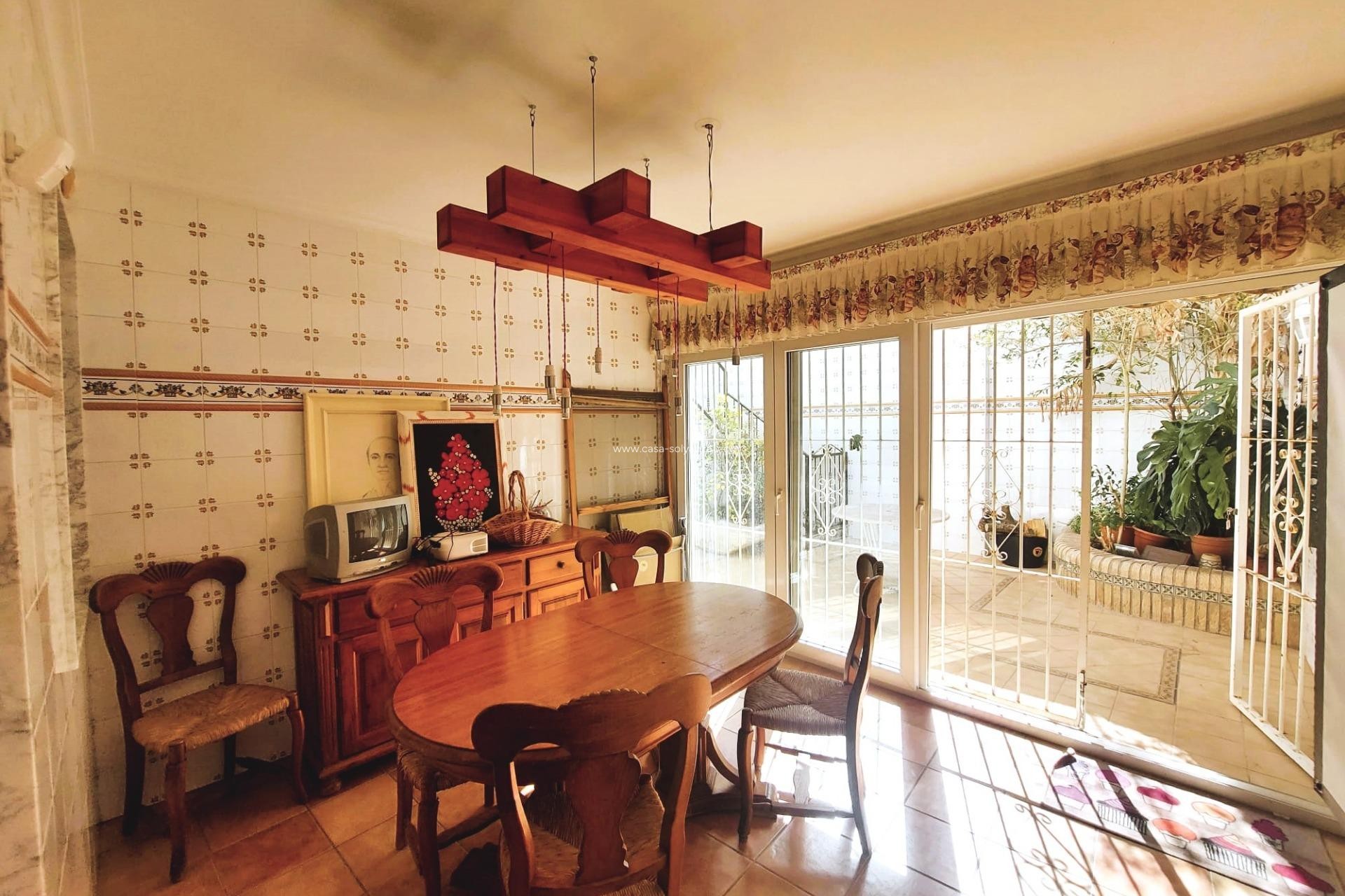 Resale - Villa - Torrevieja - Center