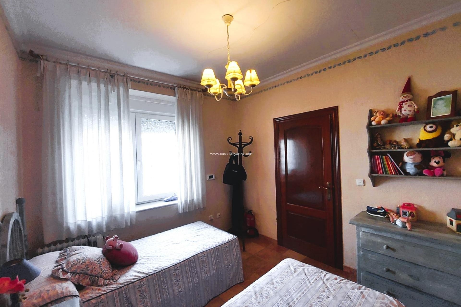 Resale - Villa - Torrevieja - Center