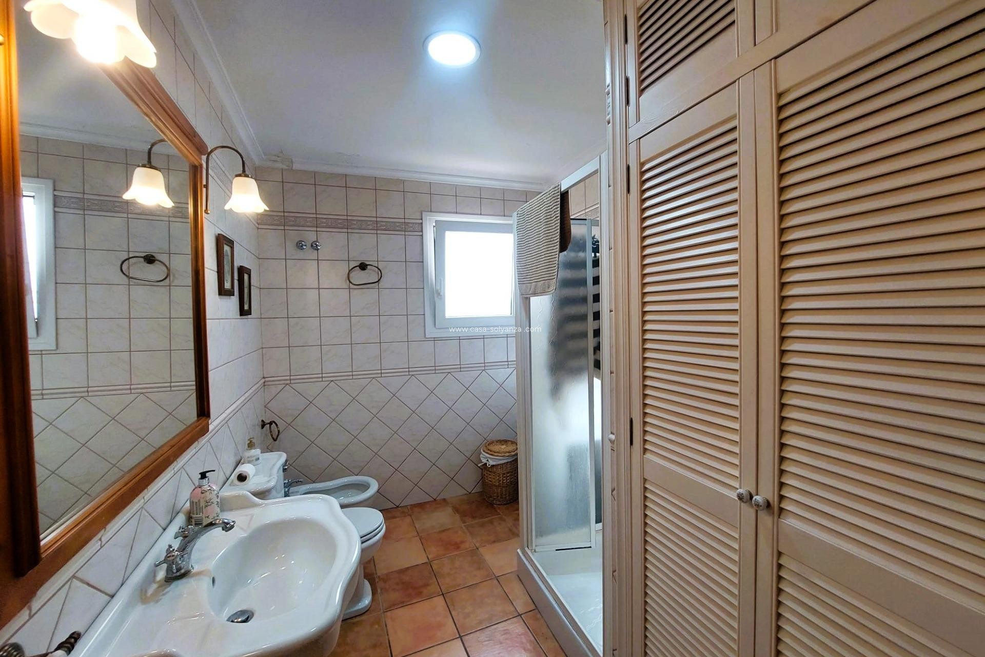 Resale - Villa - Torrevieja - Center