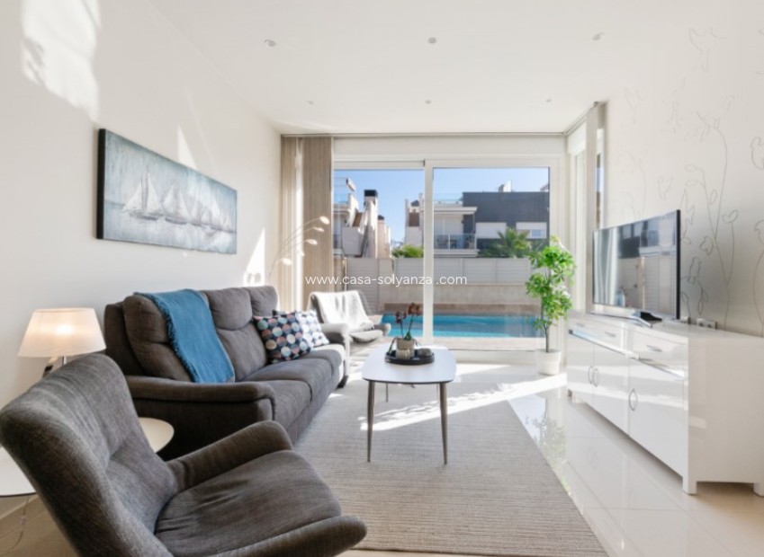 Resale - Villa - Torrevieja - Costa Blanca
