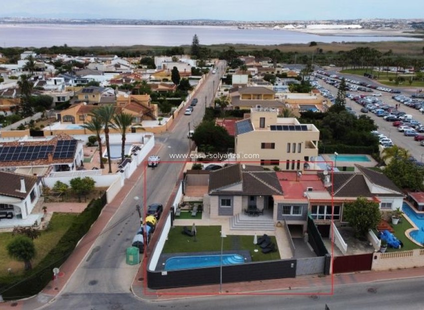 Resale - Villa - Torrevieja - Costa Blanca