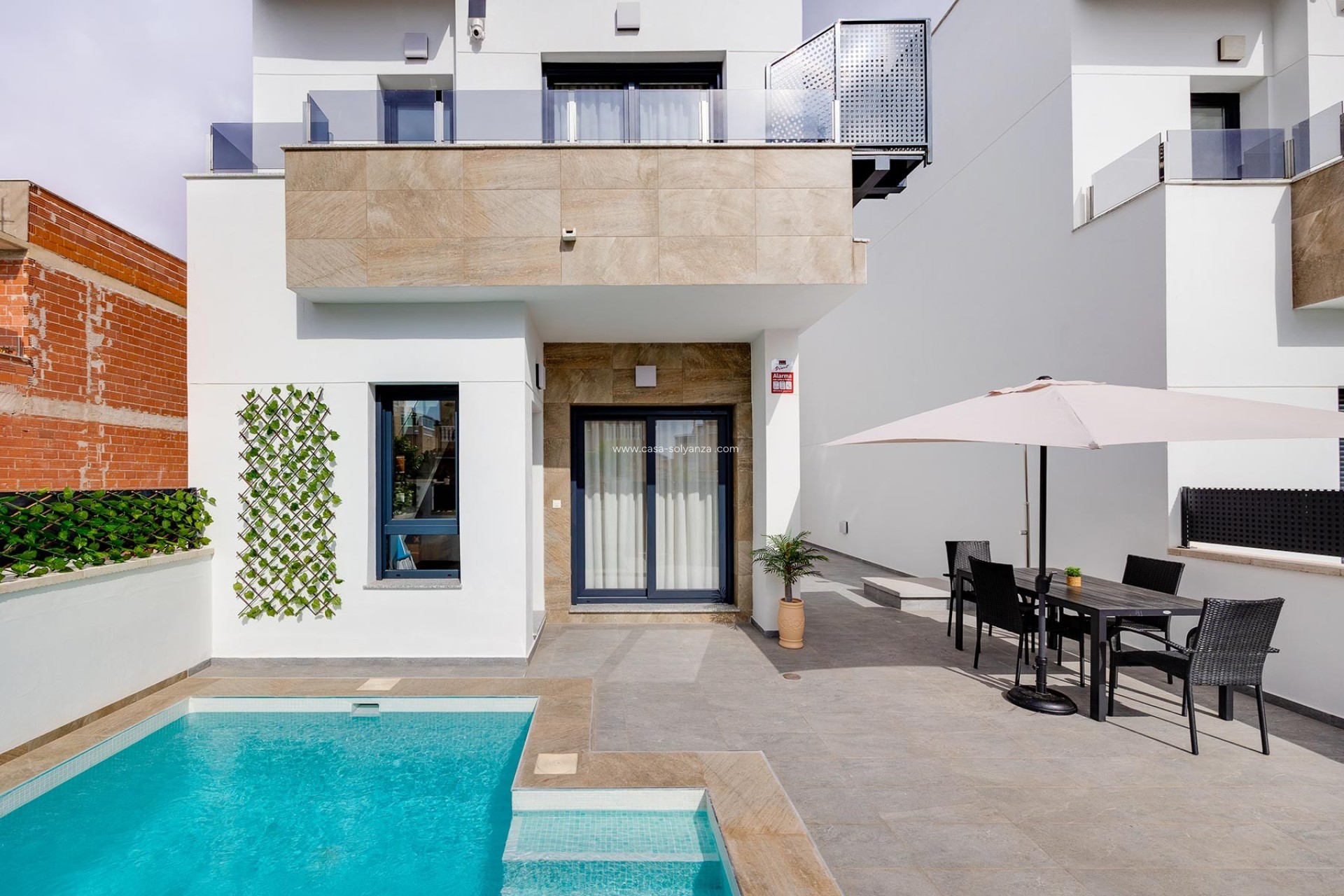 Resale - Villa - Torrevieja - Costa Blanca