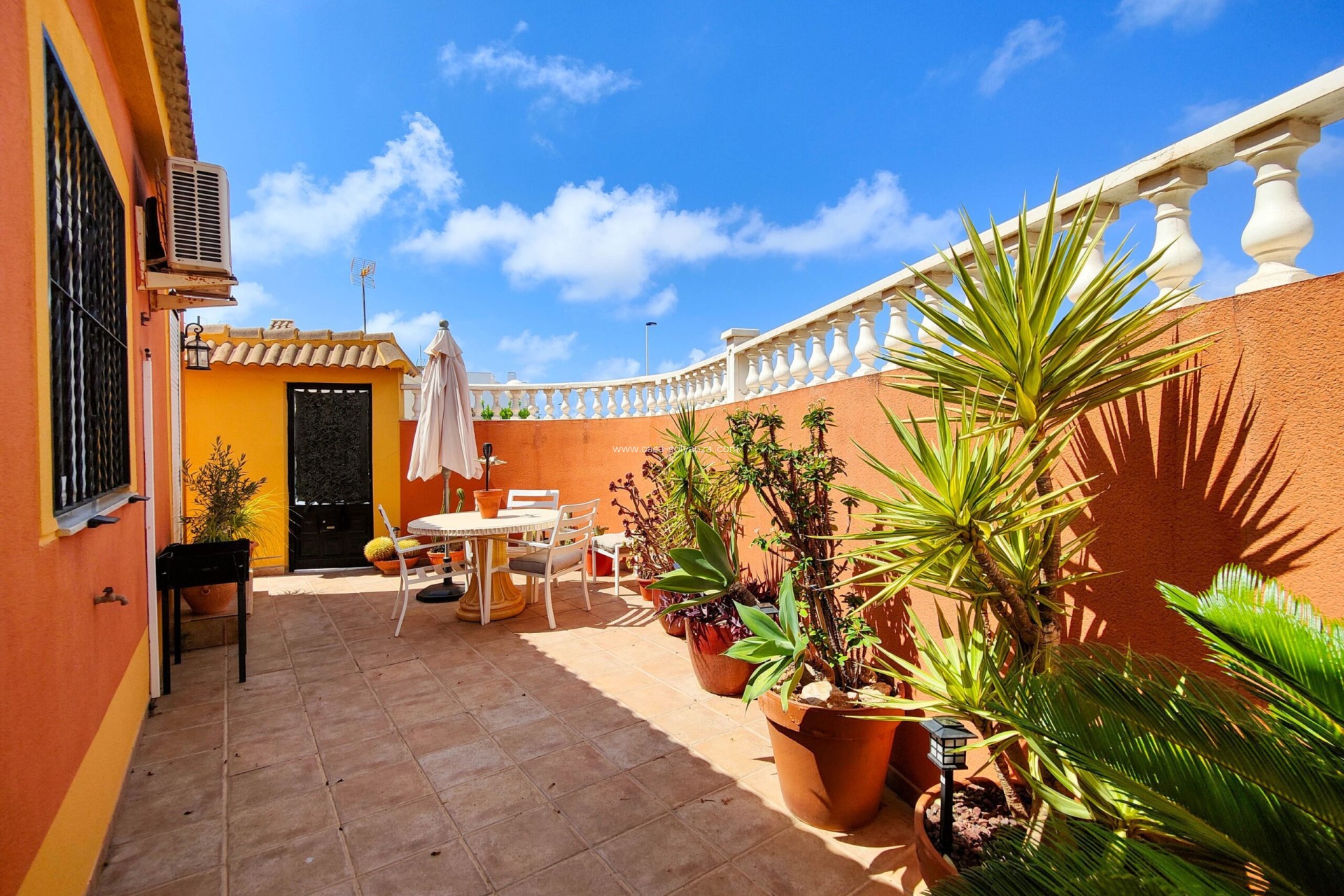 Resale - Villa - Torrevieja - Costa Blanca