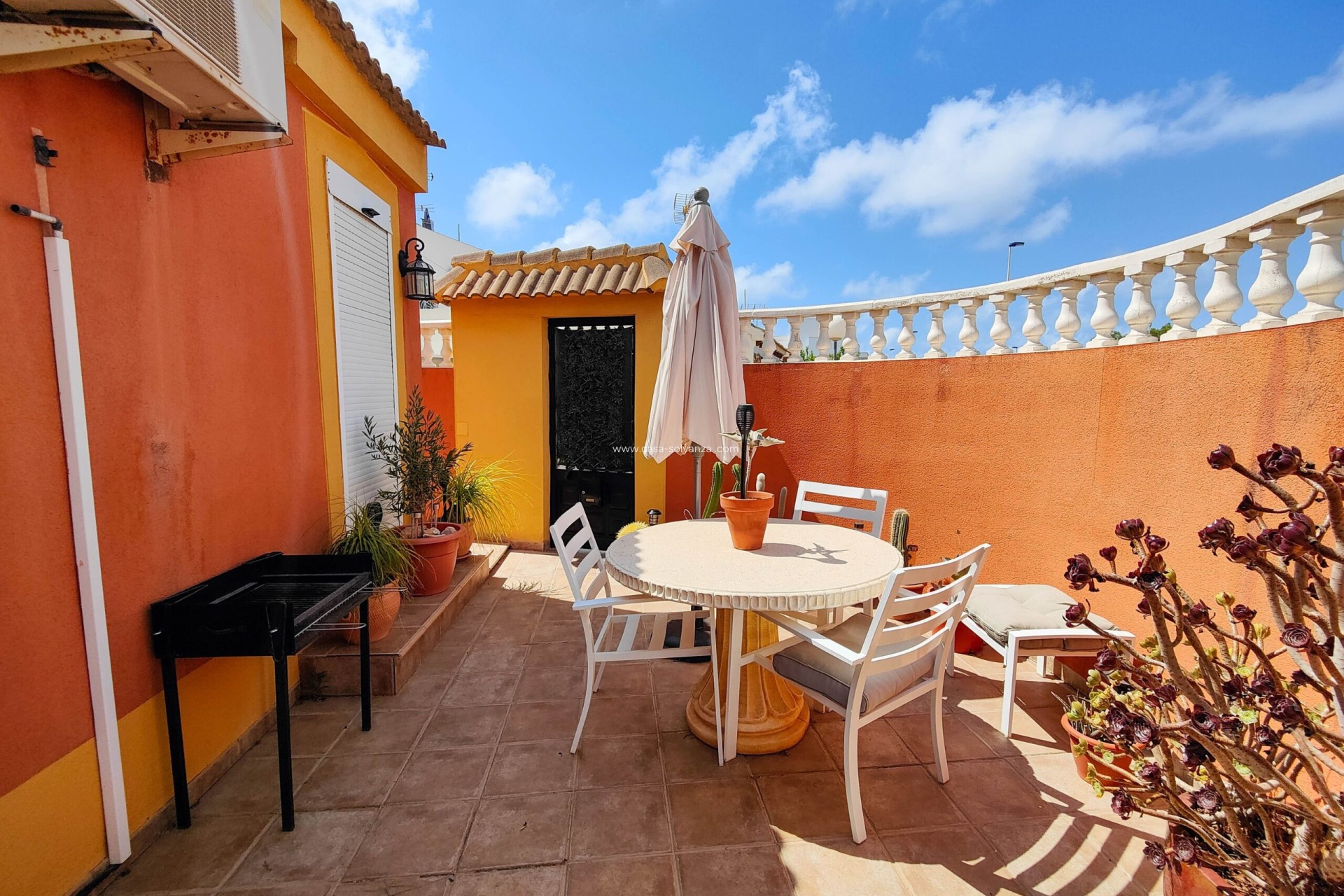 Resale - Villa - Torrevieja - Costa Blanca