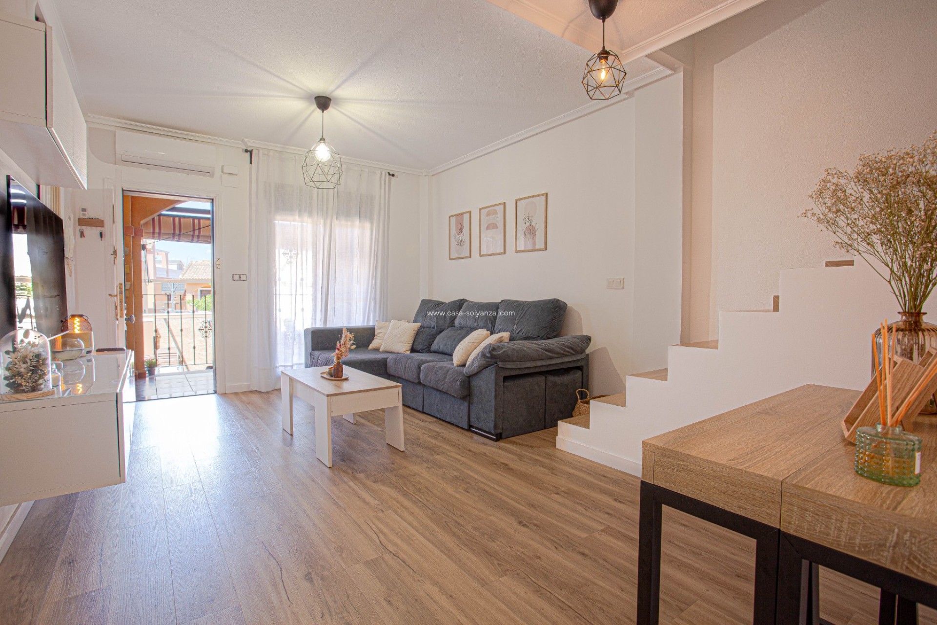 Resale - Villa - Torrevieja - Costa Blanca