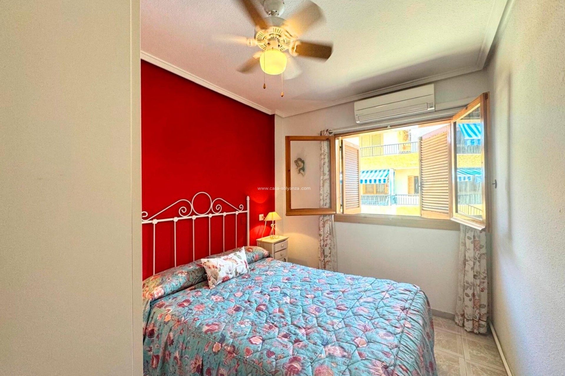 Resale - Villa - Torrevieja - Costa Blanca