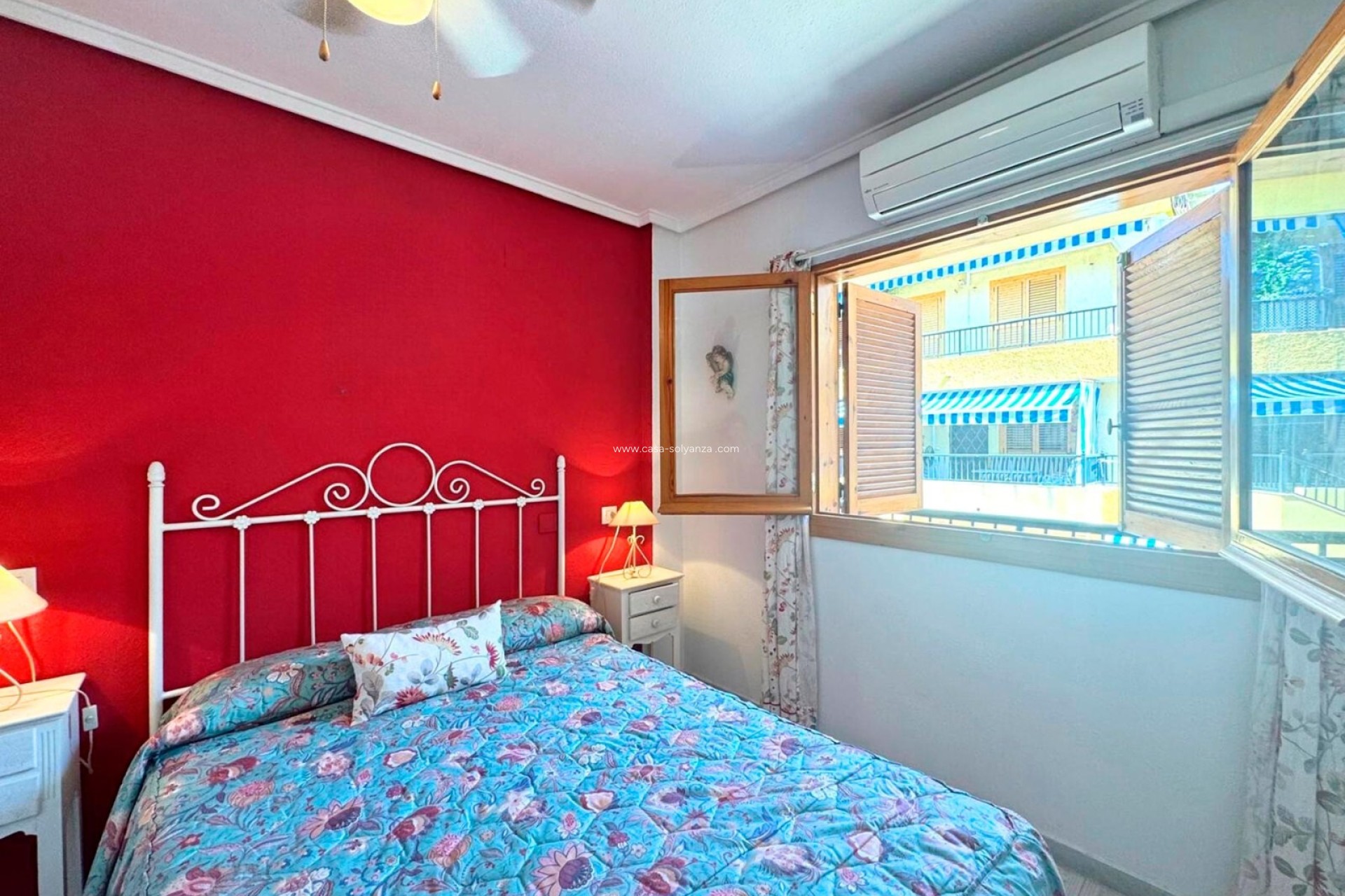 Resale - Villa - Torrevieja - Costa Blanca