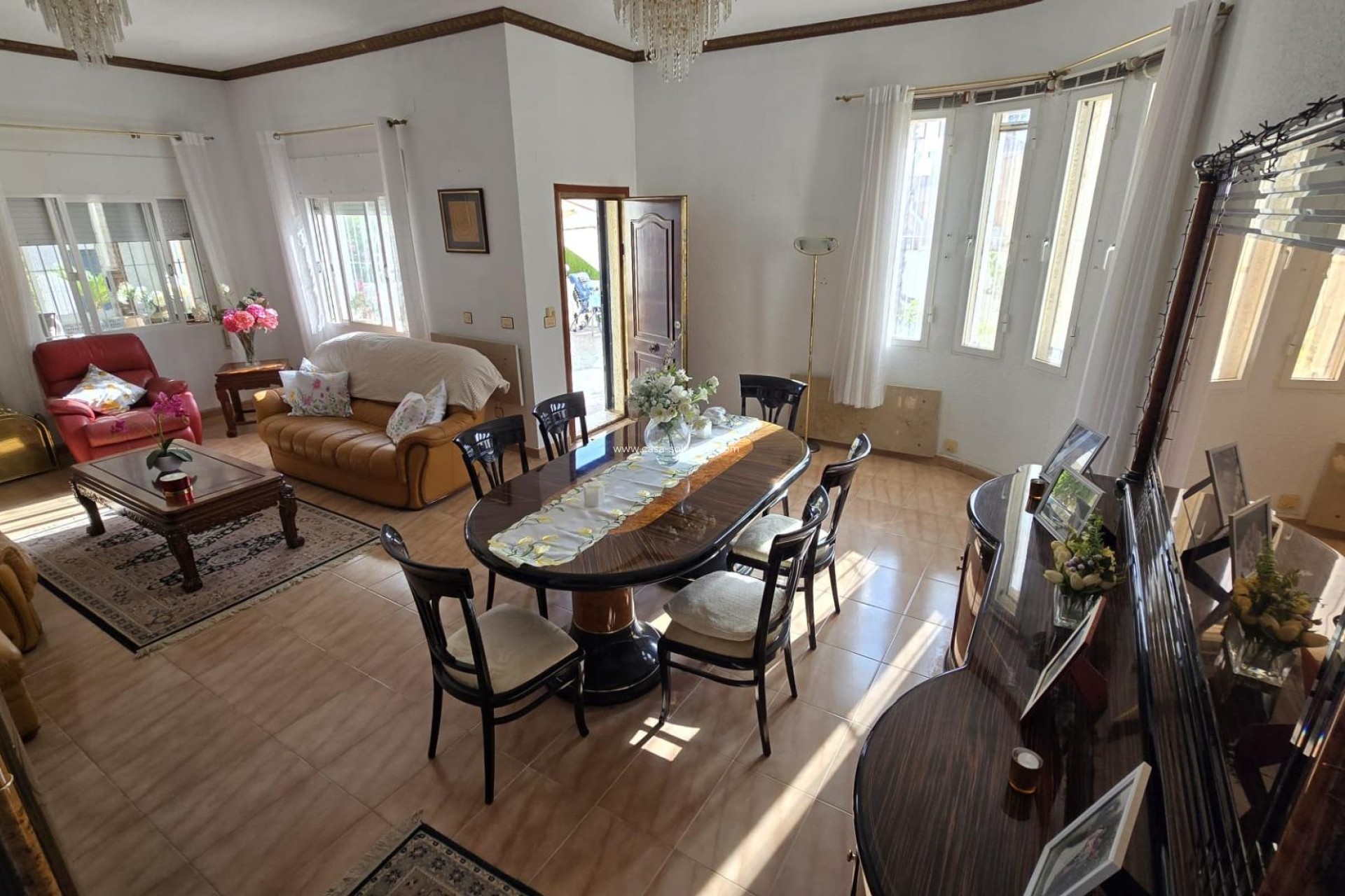 Resale - Villa - Torrevieja - Costa Blanca