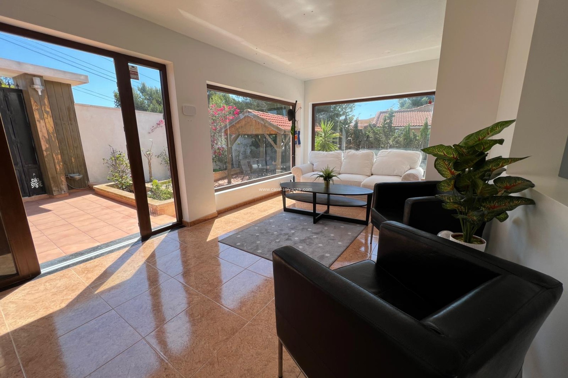 Resale - Villa - Torrevieja - Costa Blanca