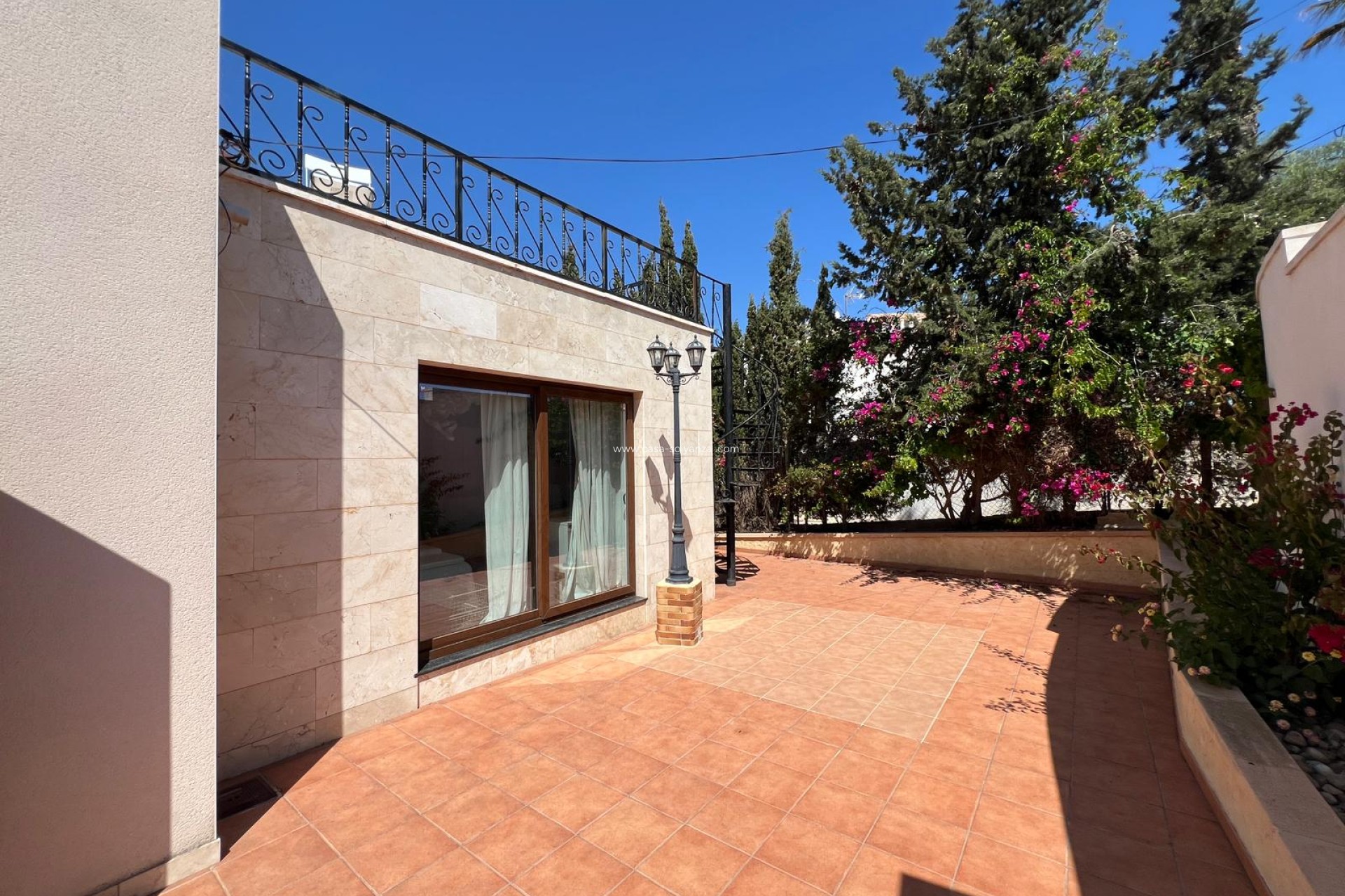Resale - Villa - Torrevieja - Costa Blanca