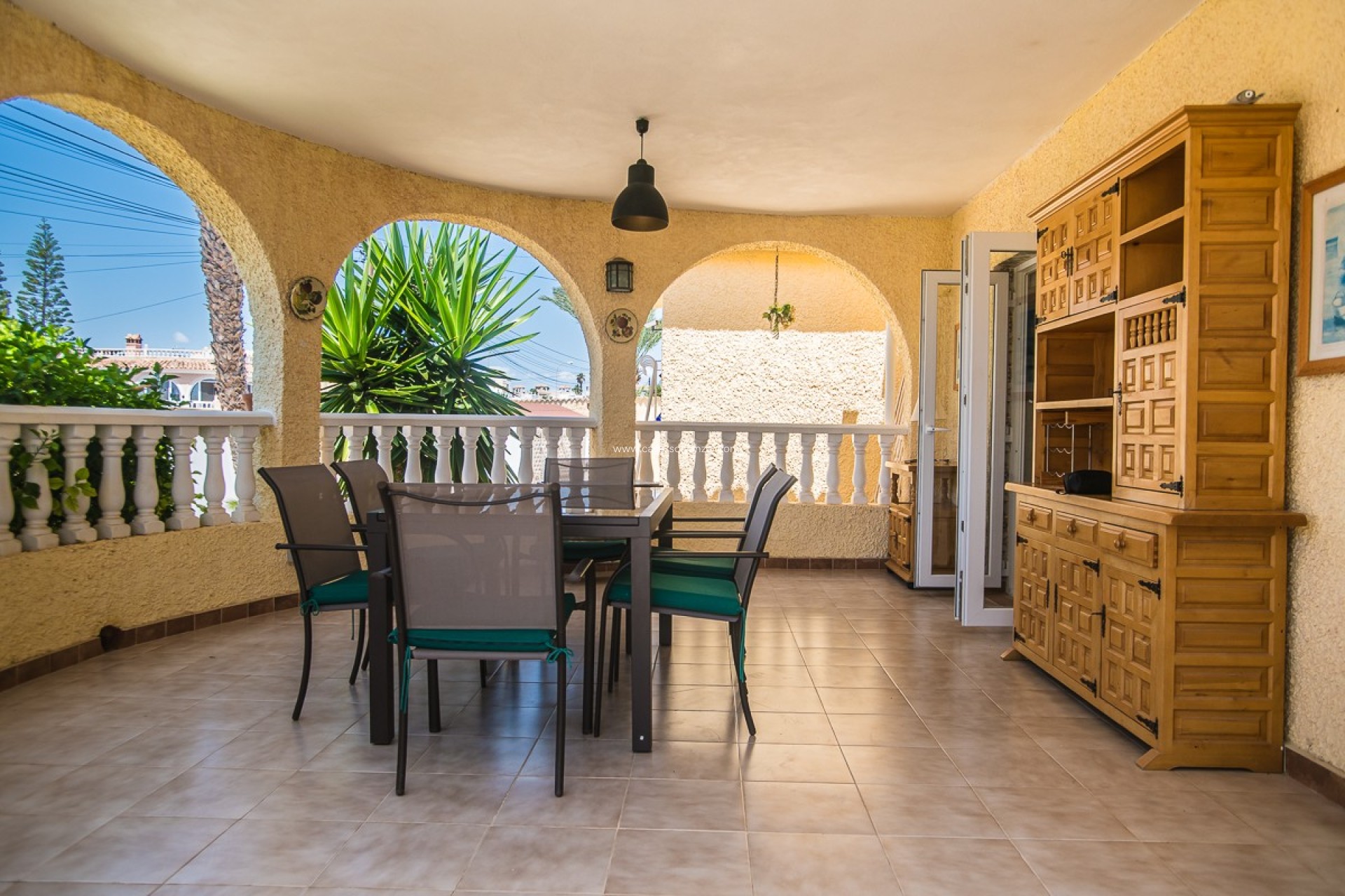 Resale - Villa - Torrevieja - Costa Blanca
