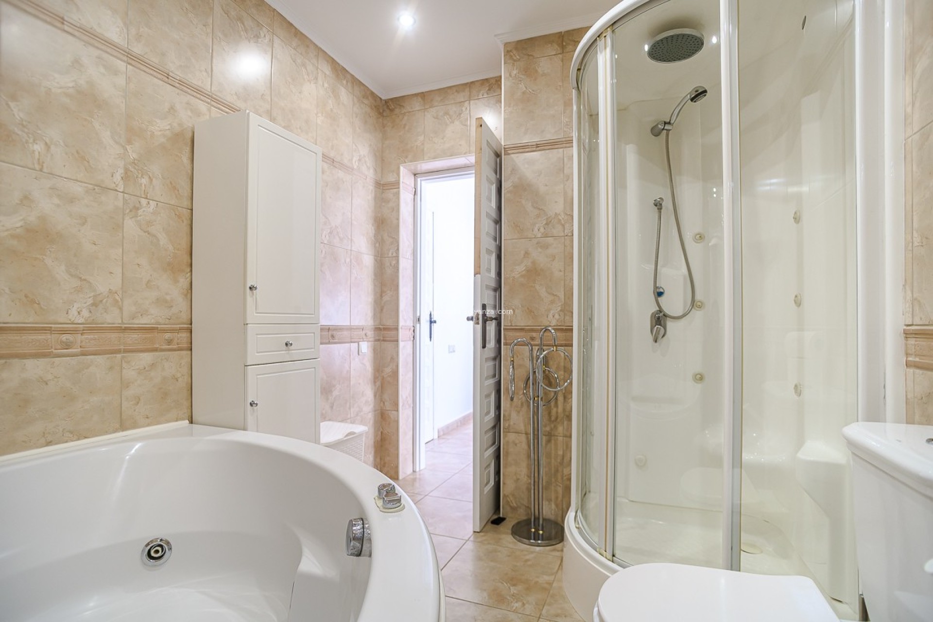 Resale - Villa - Torrevieja - Costa Blanca