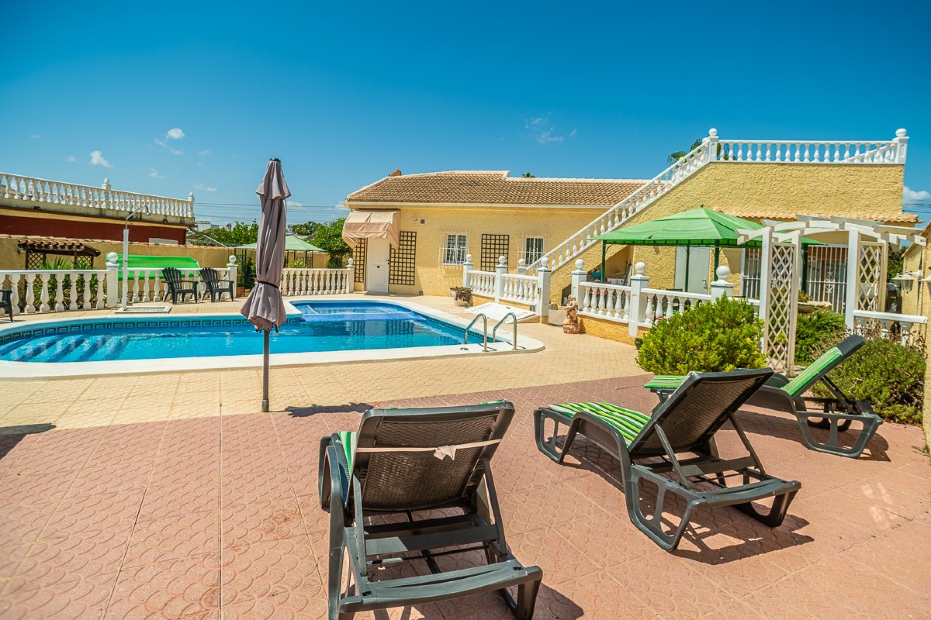 Resale - Villa - Torrevieja - Costa Blanca