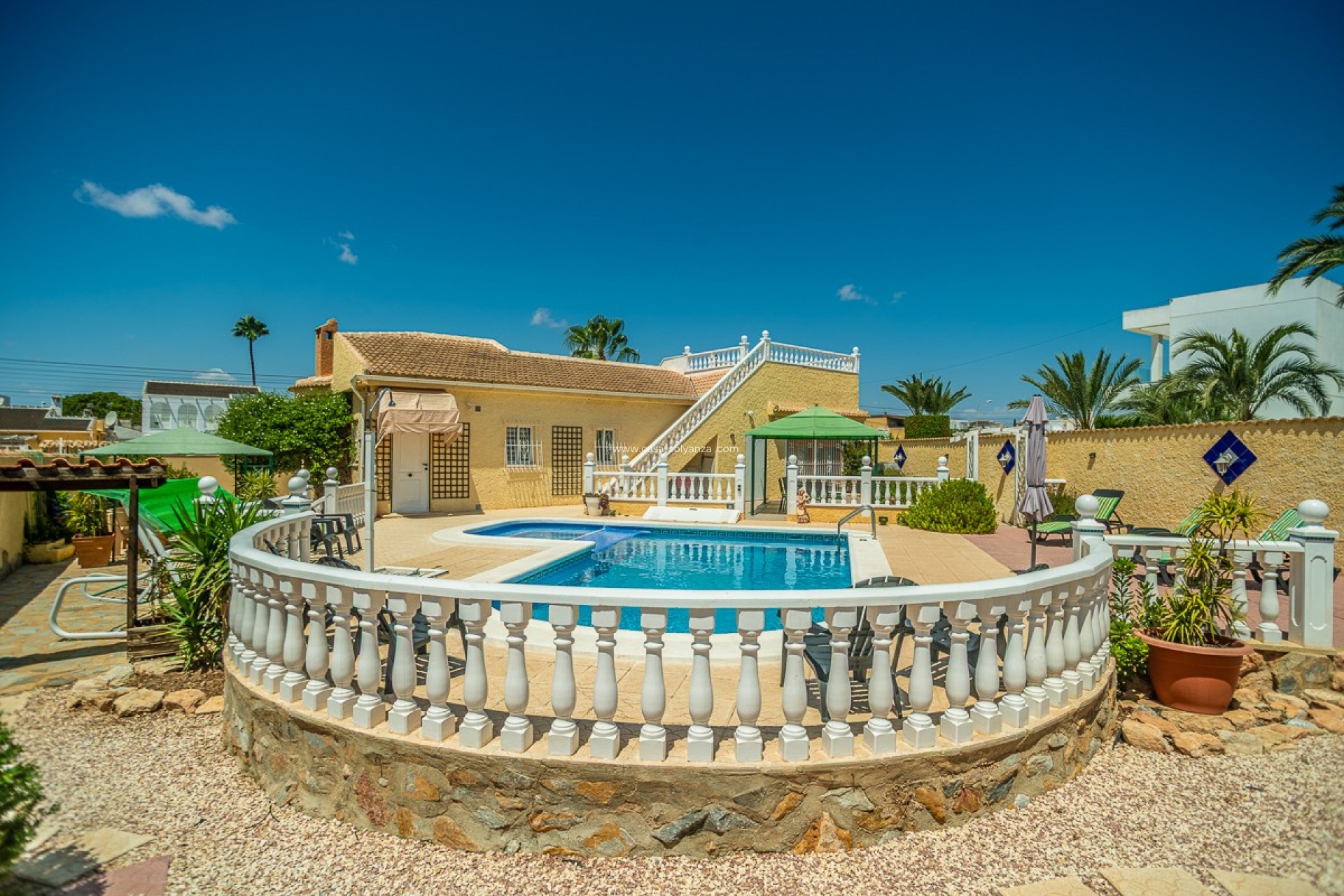 Resale - Villa - Torrevieja - Costa Blanca
