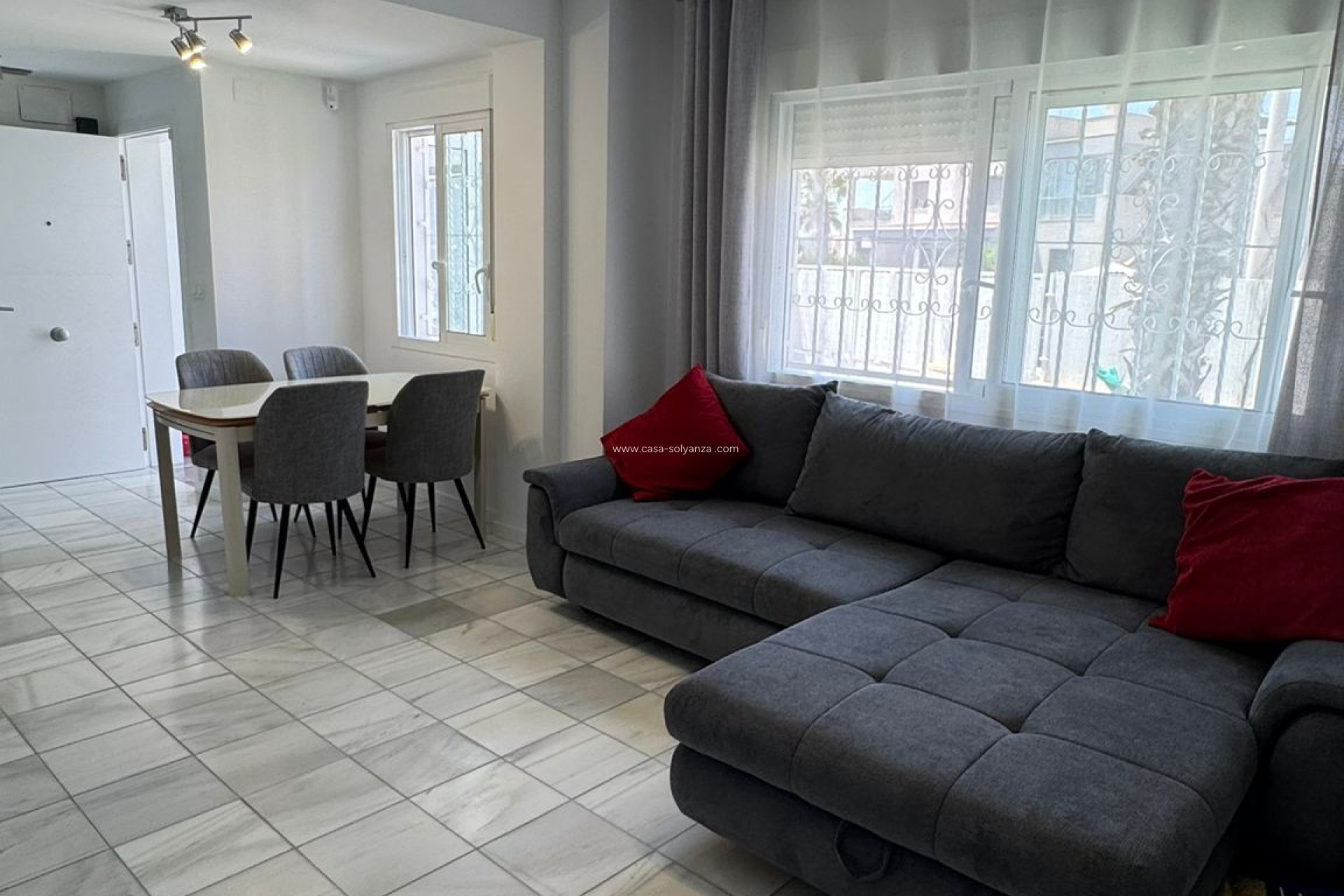 Resale - Villa - Torrevieja - Costa Blanca