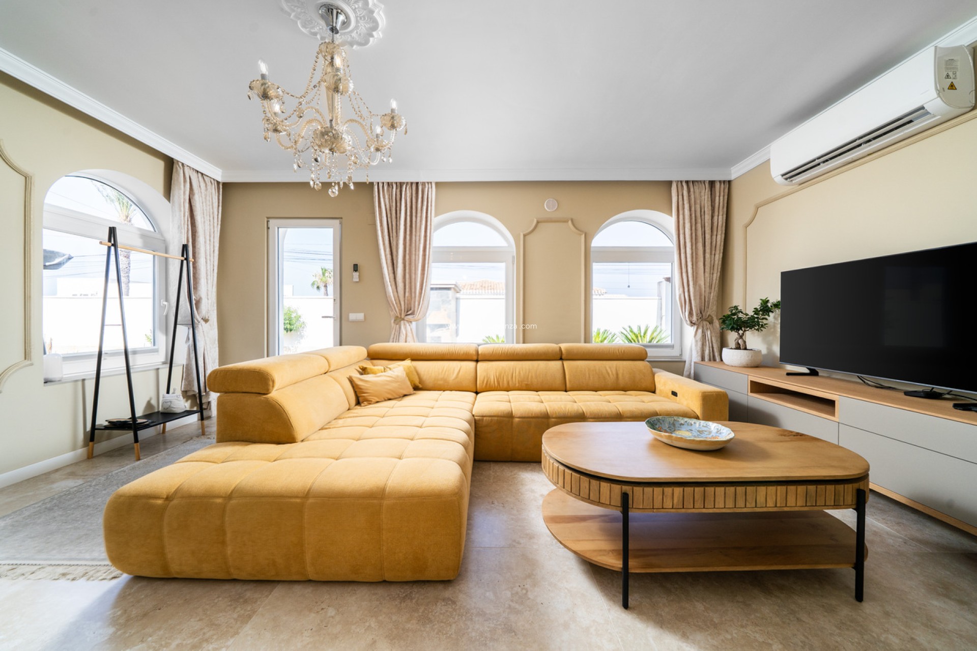 Resale - Villa - Torrevieja - Costa Blanca